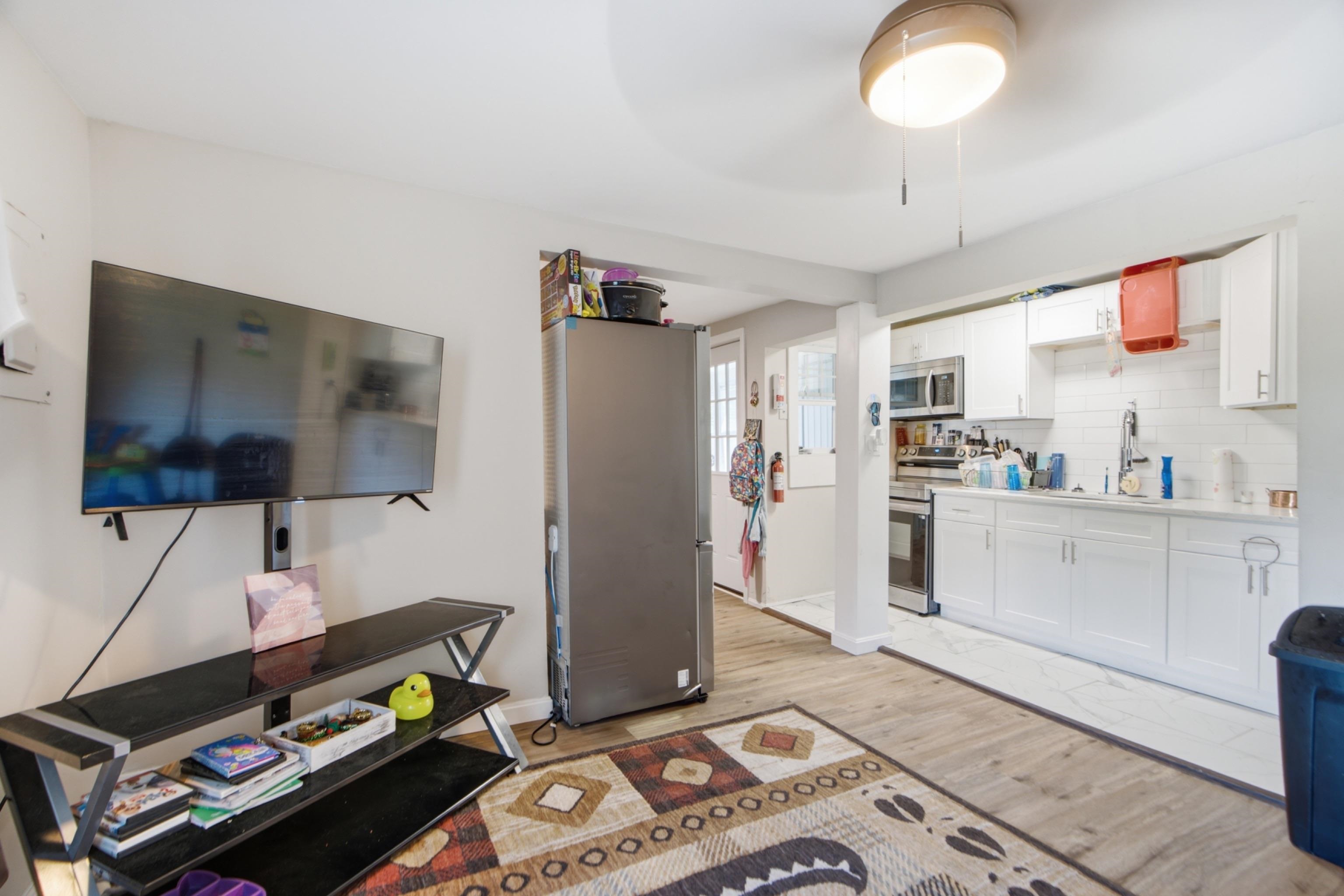 244 North Champlain Street Property Photo 24