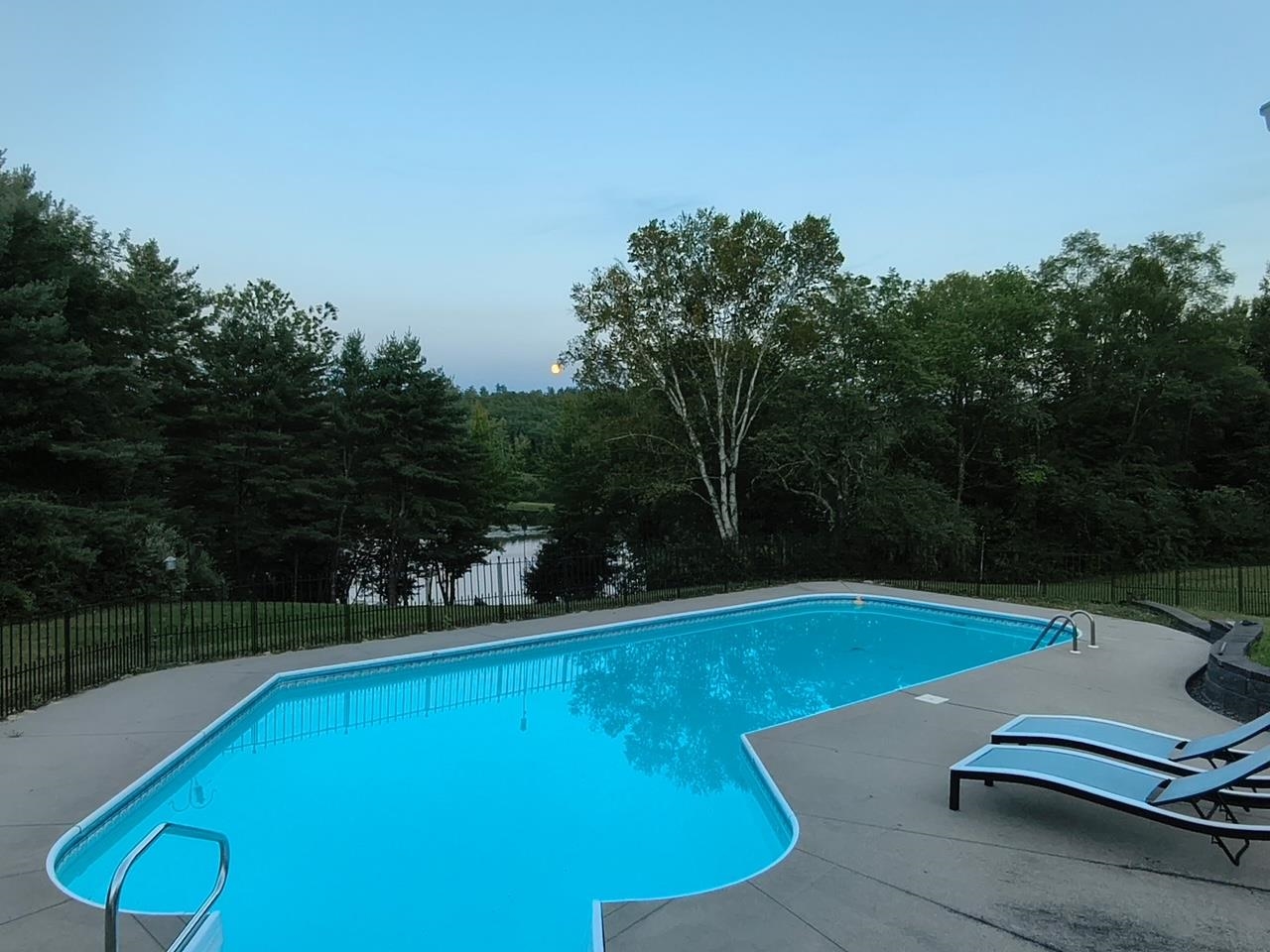 4373 River Road Property Photo 1
