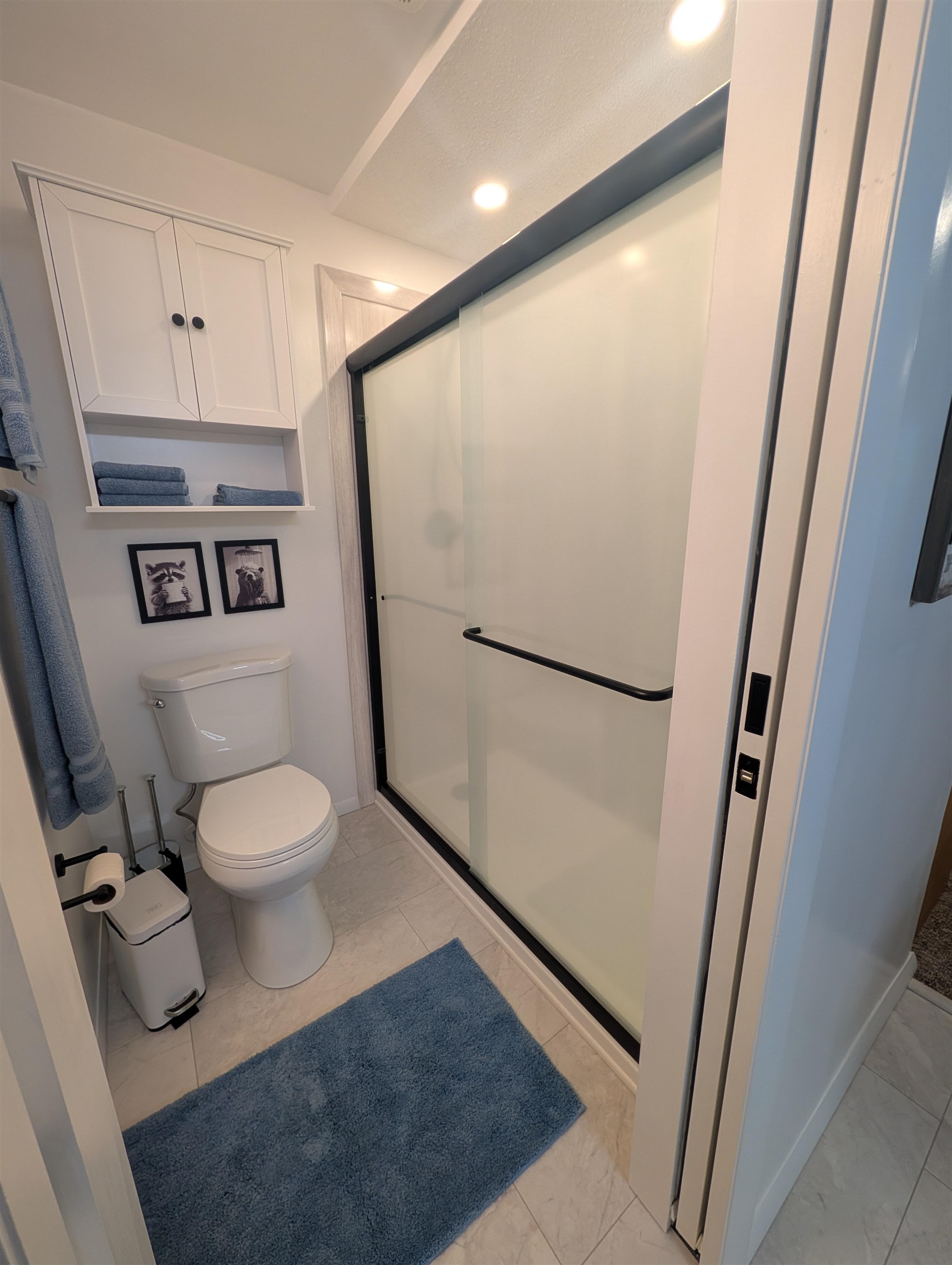 18 Windsor Hill Way Property Photo 12
