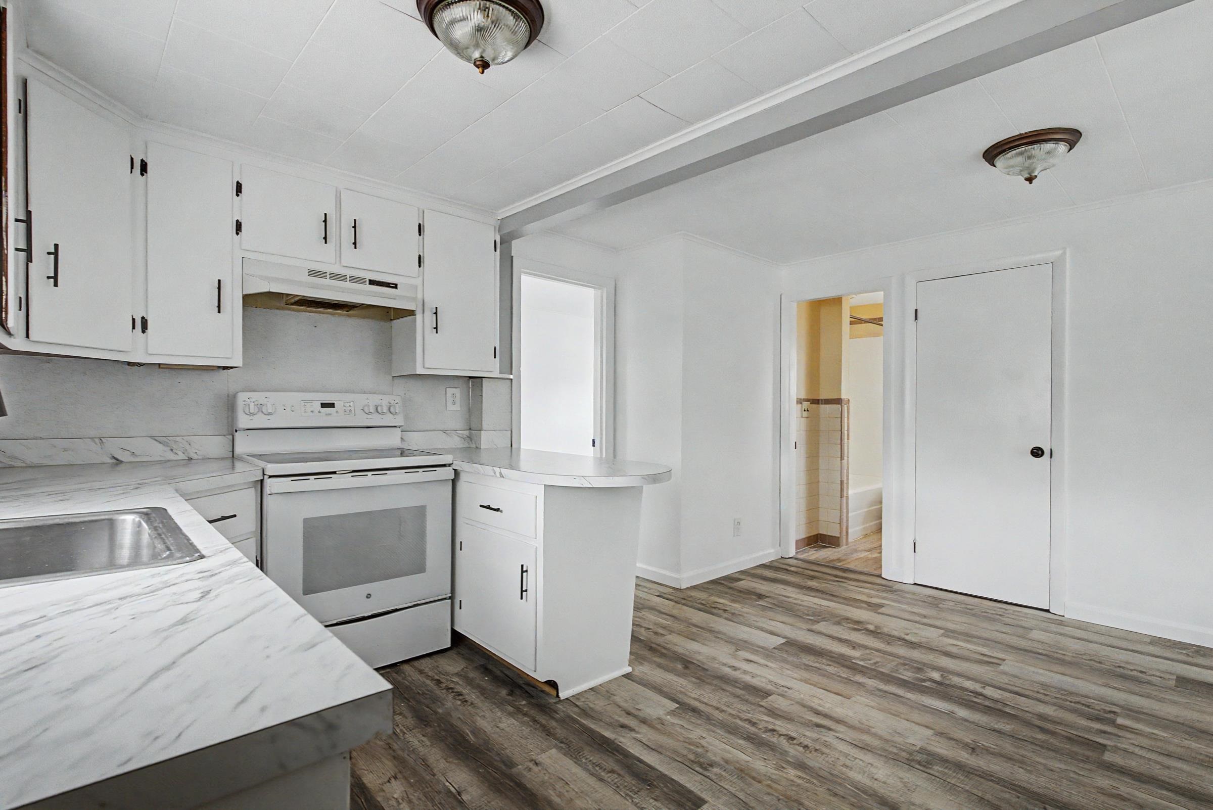 257 Main Street Property Photo 2