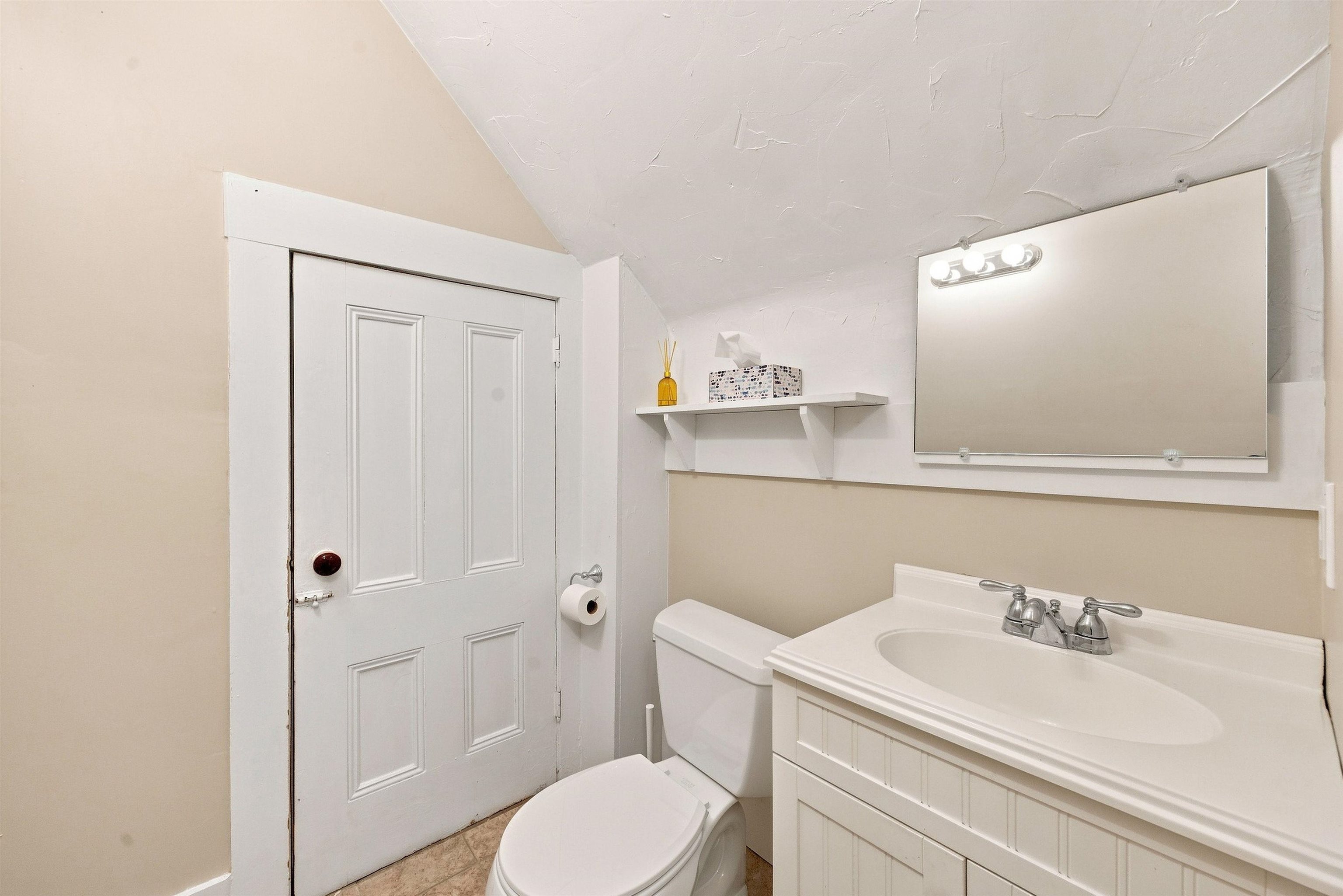 270 South Main Street Property Photo 40