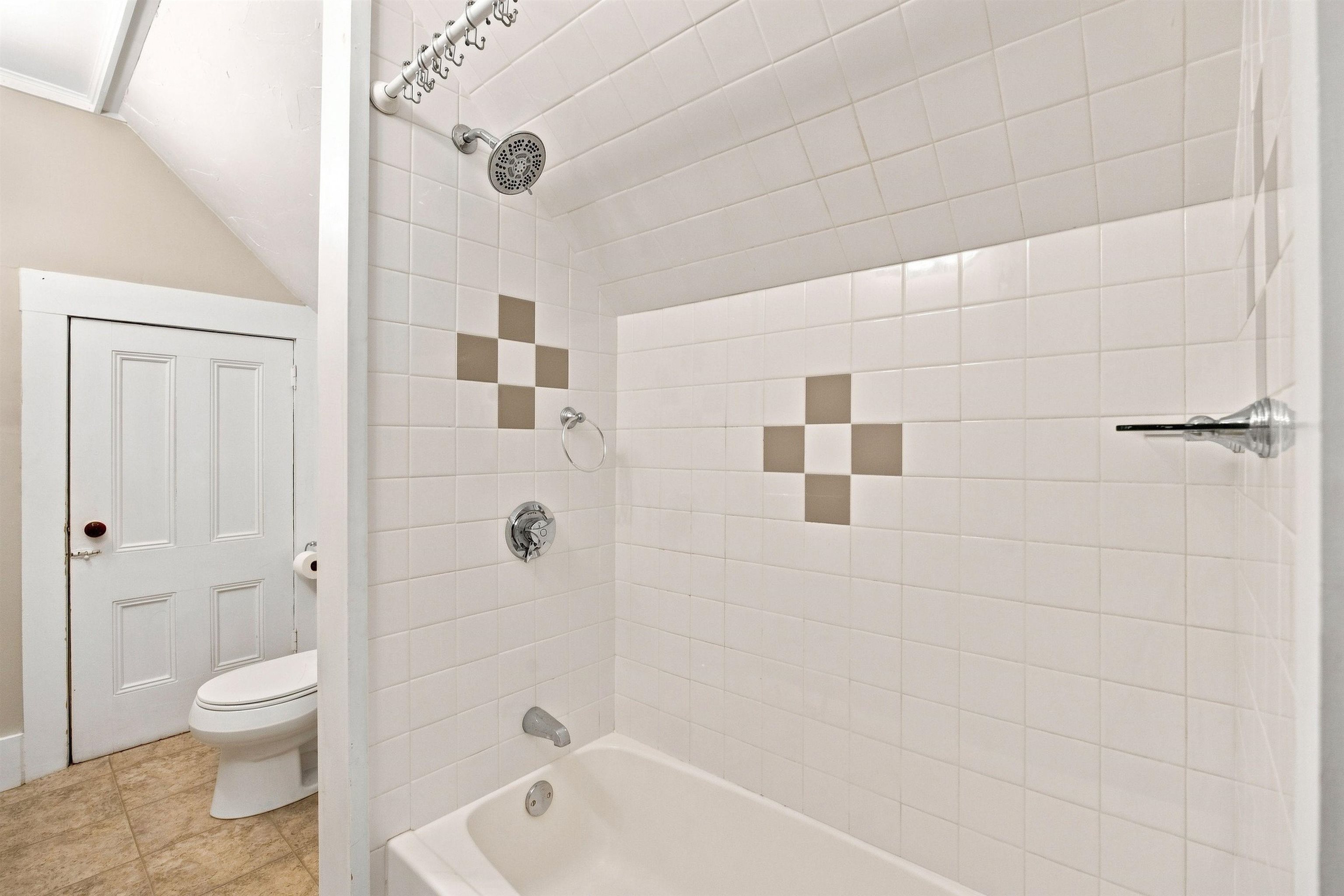 270 South Main Street Property Photo 40