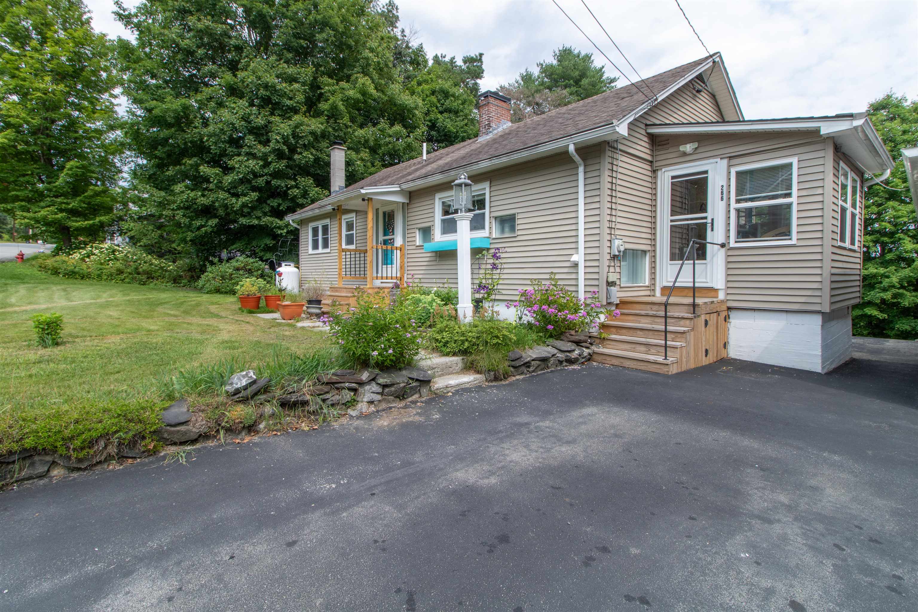 266 Mountain Street Property Photo 31