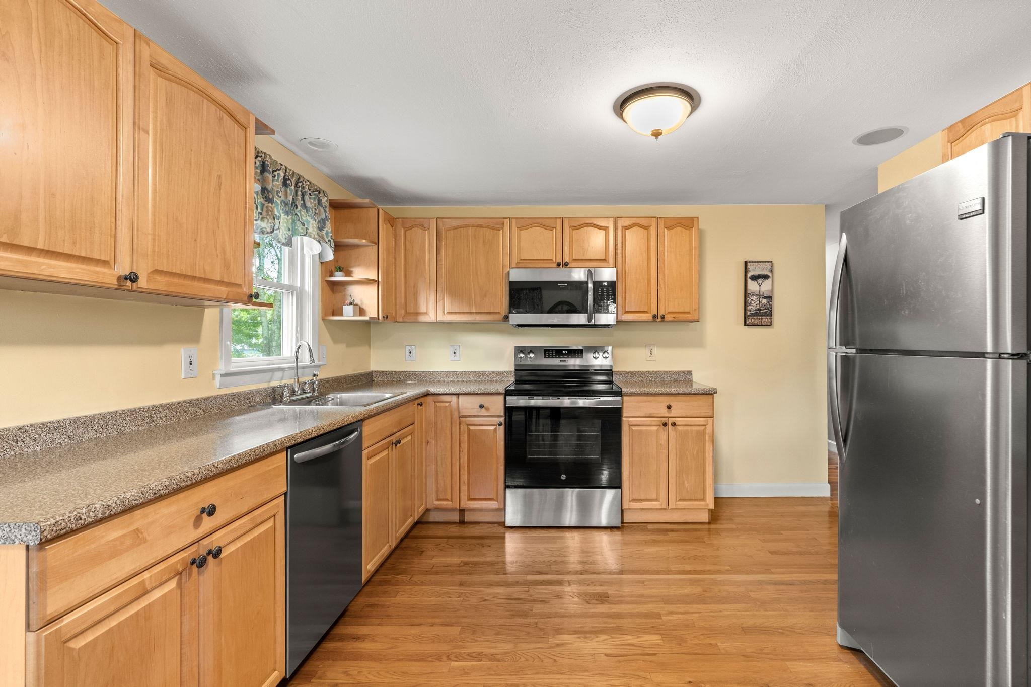 1 Meadow Lane Property Photo 6