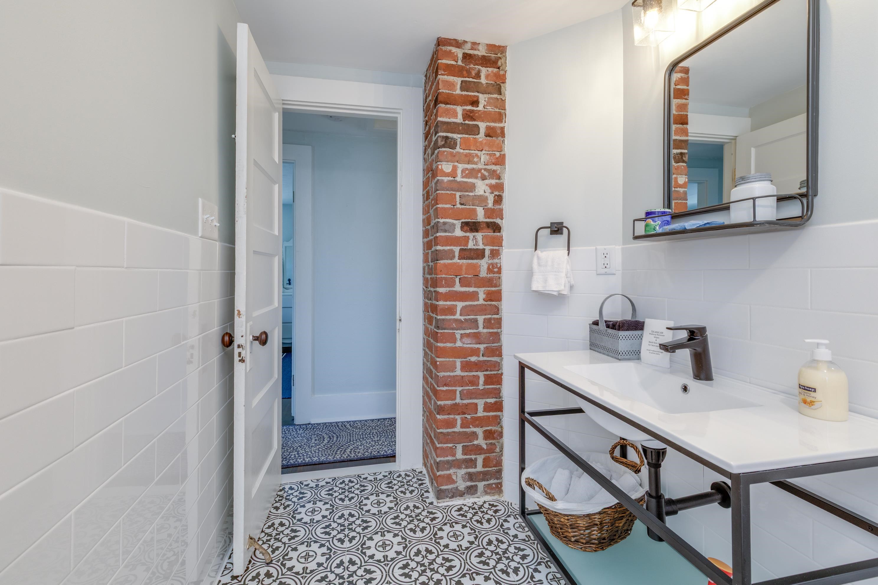 19 Cutler Avenue Property Photo 29