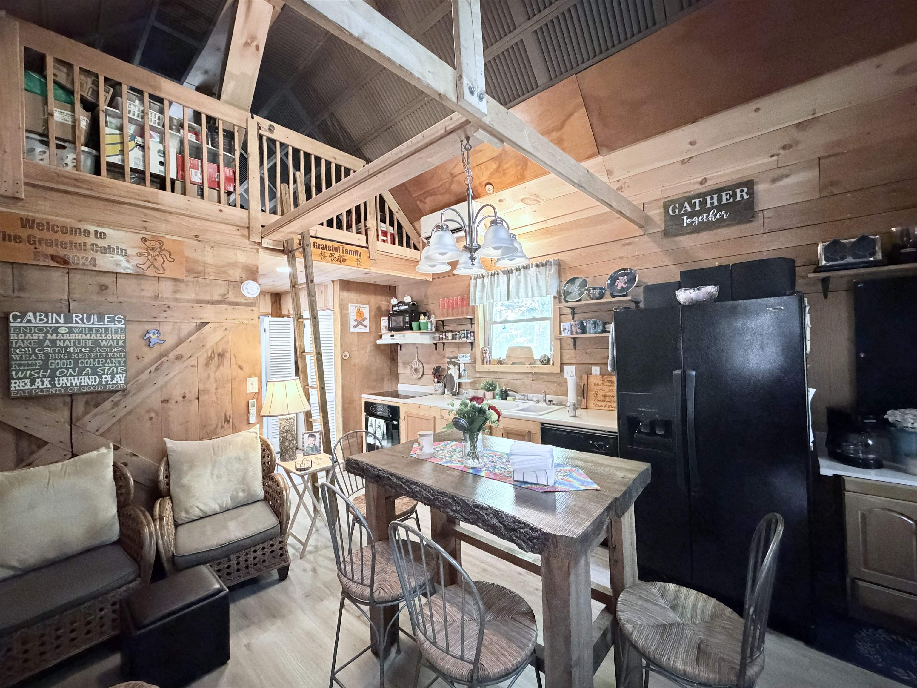 8 Swiftwater Circle Property Photo 9