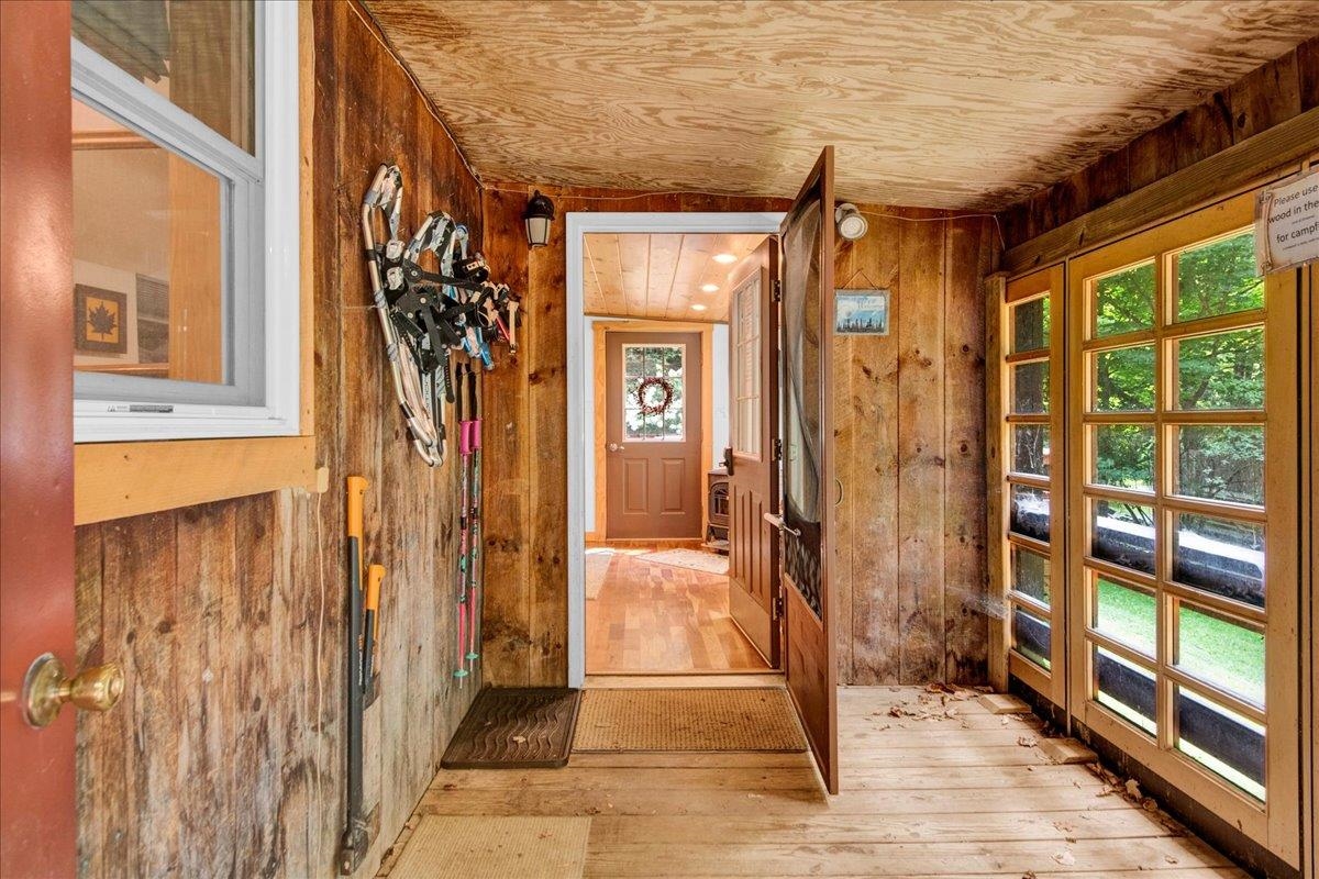 1229 Mason Hill North Property Photo 3