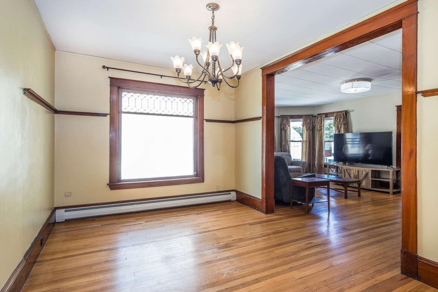 209 State Street Property Photo 7