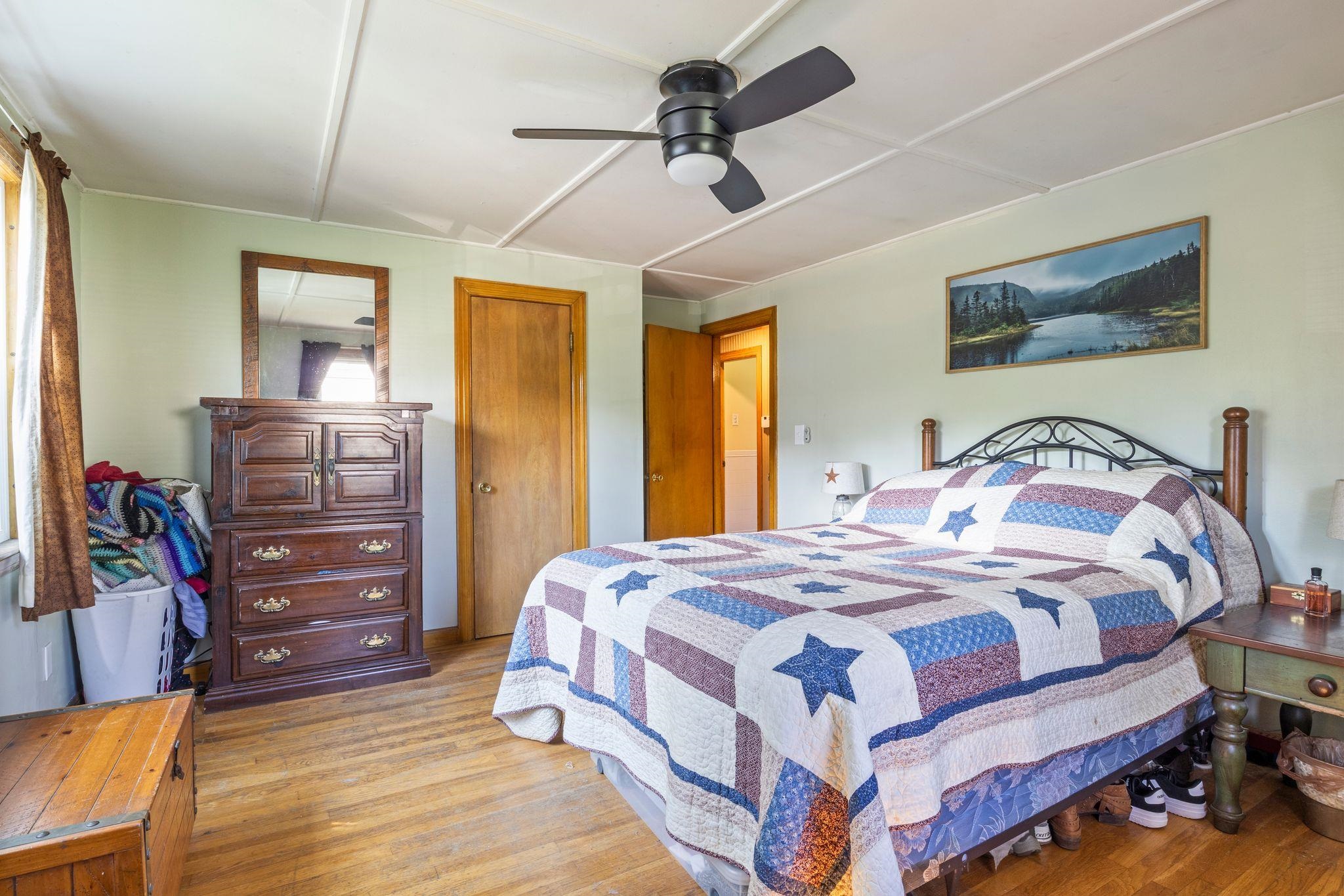 19 Cross Road Property Photo 21