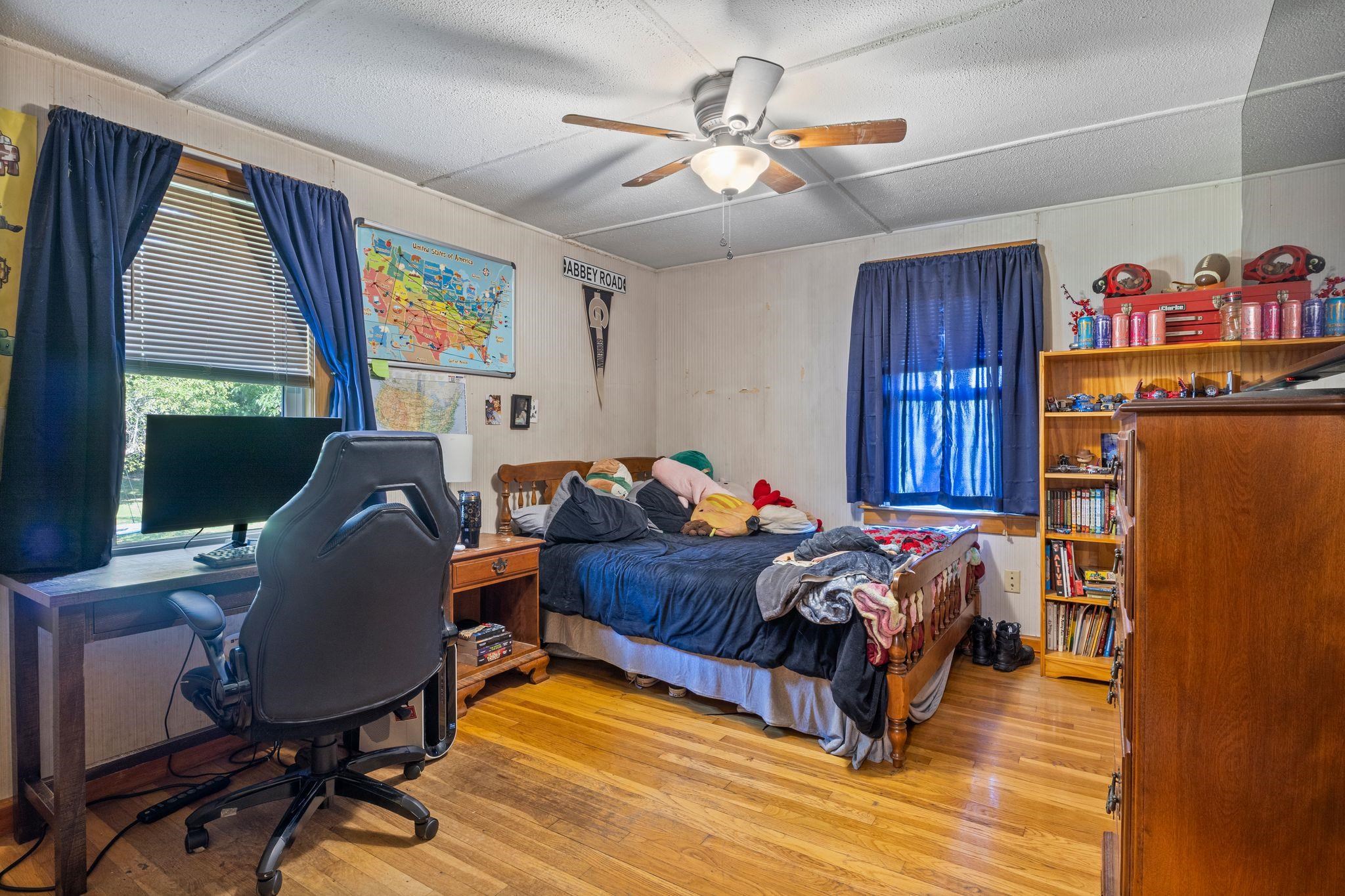 19 Cross Road Property Photo 22