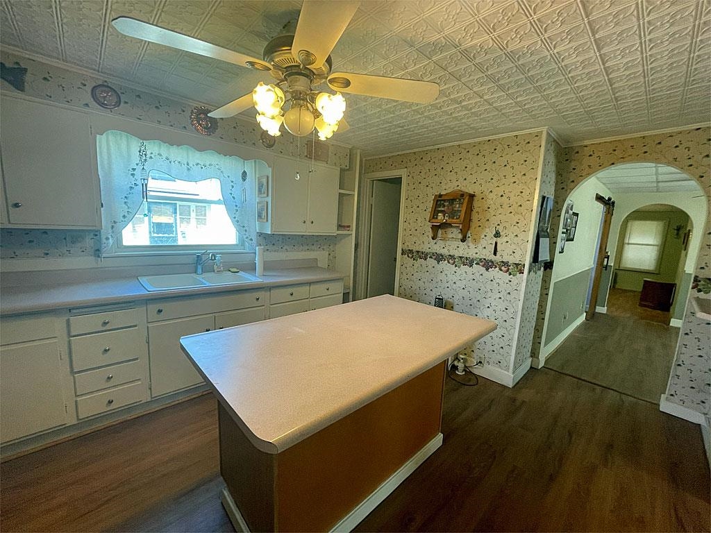 43 Howe Street Property Photo 6