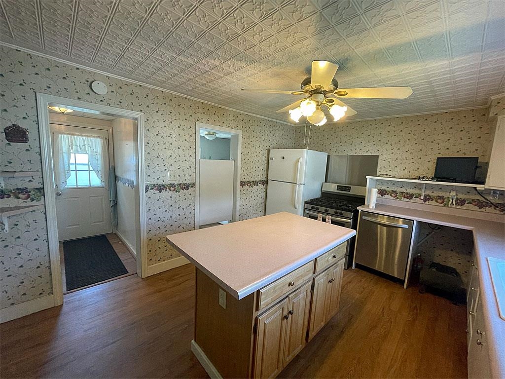 43 Howe Street Property Photo 9