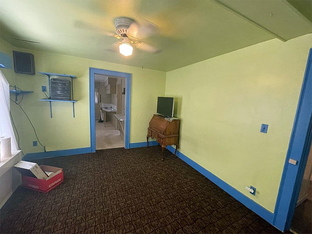43 Howe Street Property Photo 23