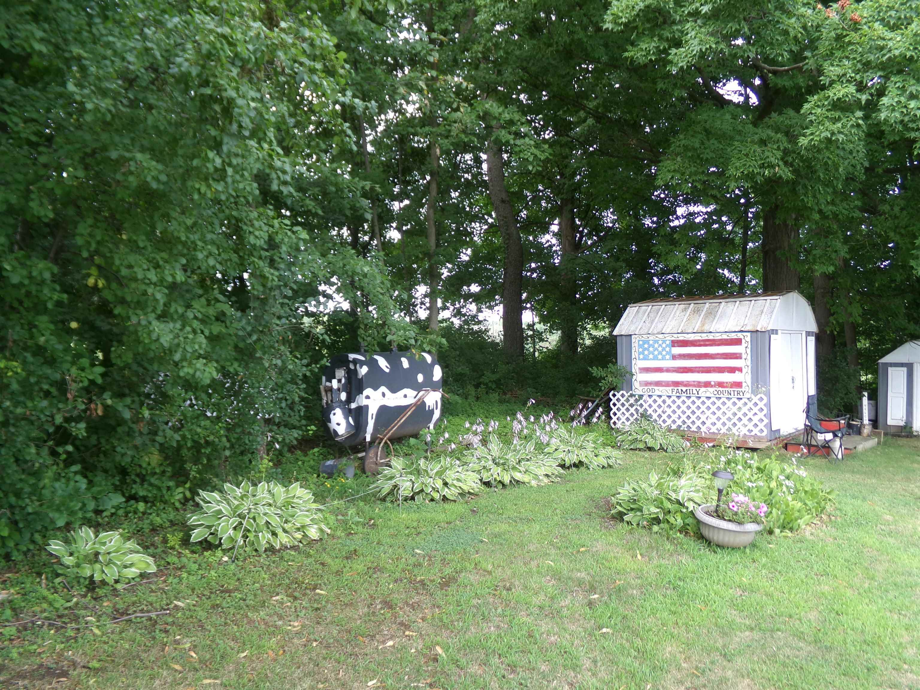 587 St. Albans Road Property Photo 6
