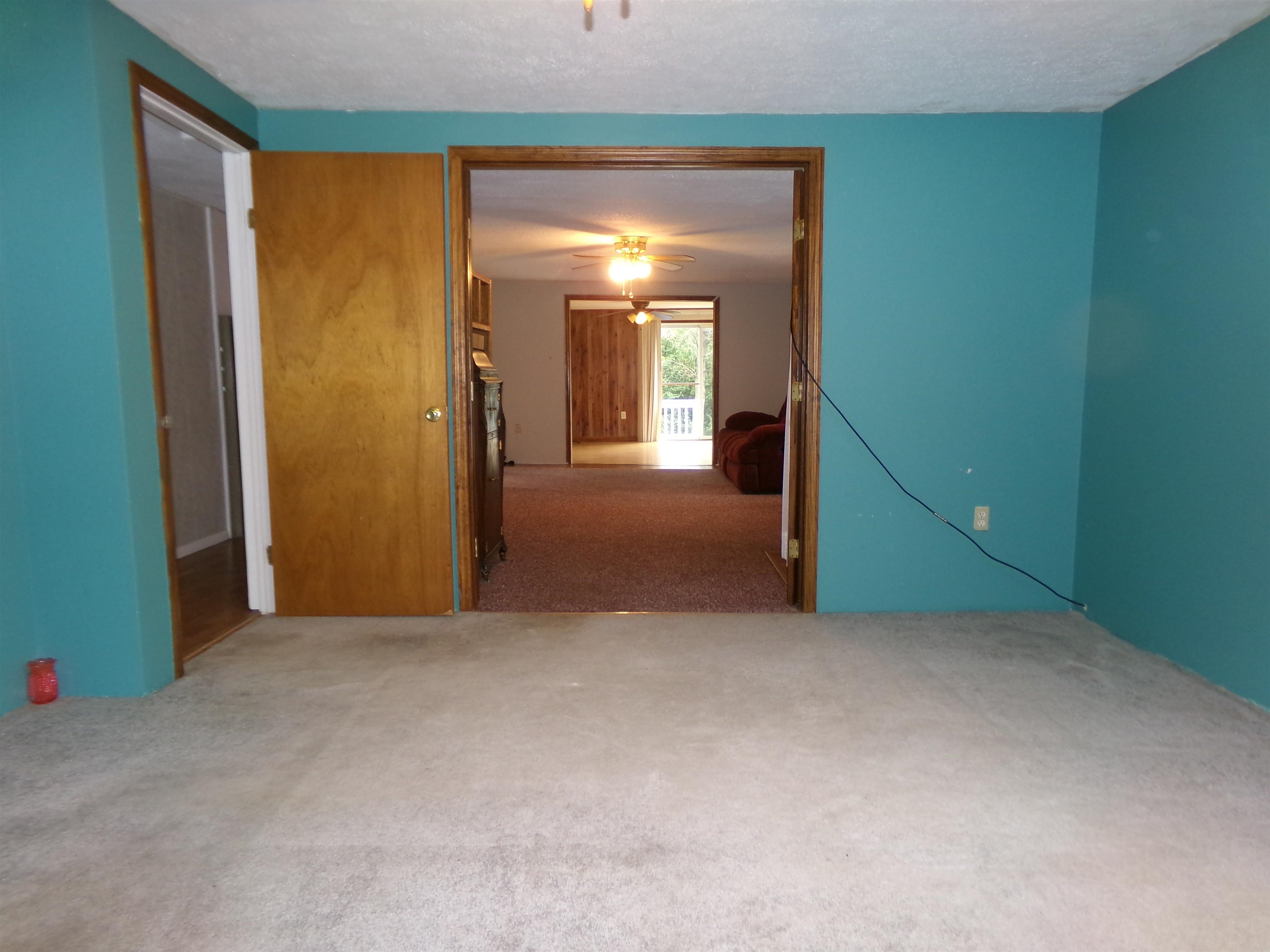 587 St. Albans Road Property Photo 17