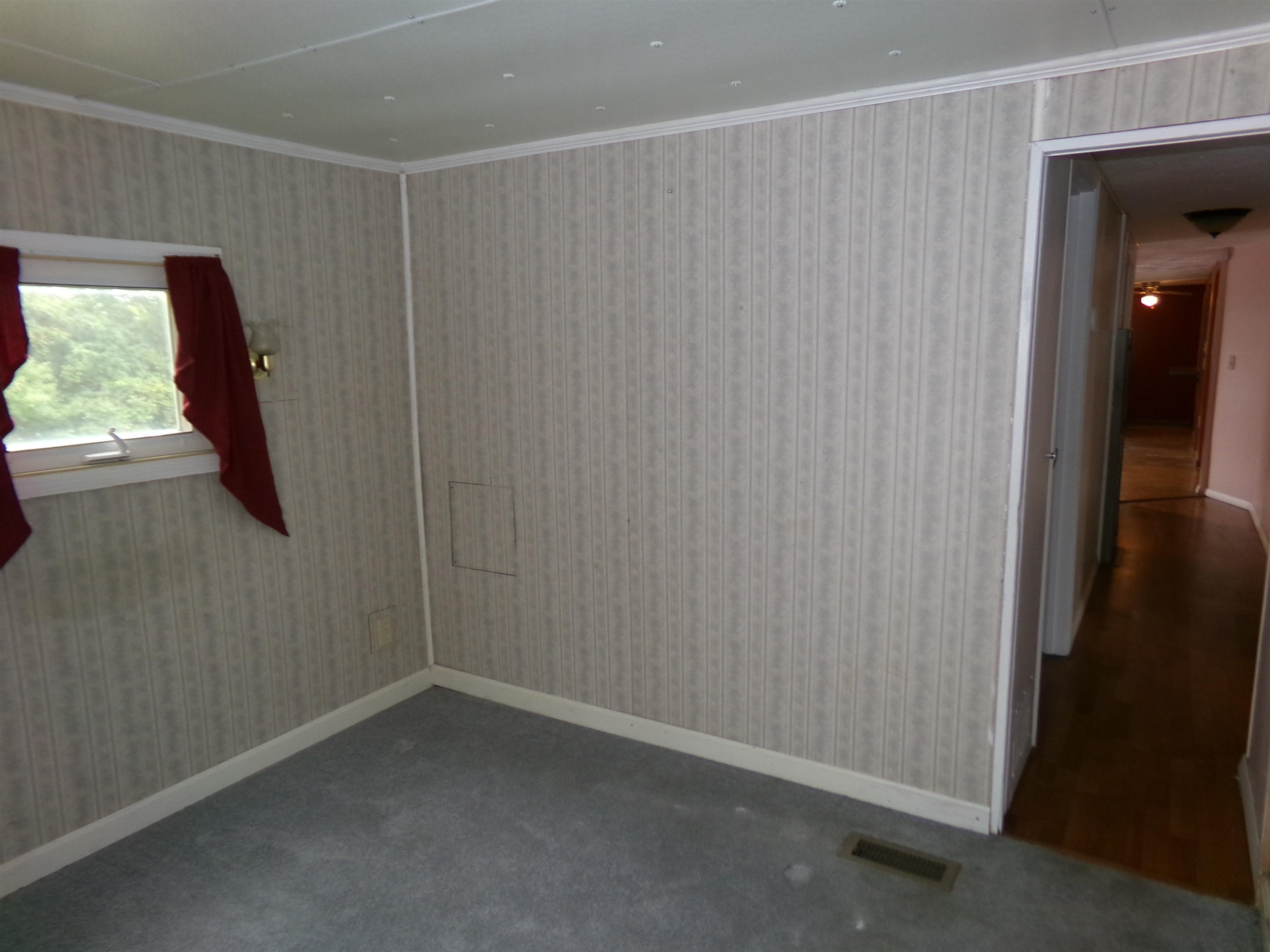 587 St. Albans Road Property Photo 20
