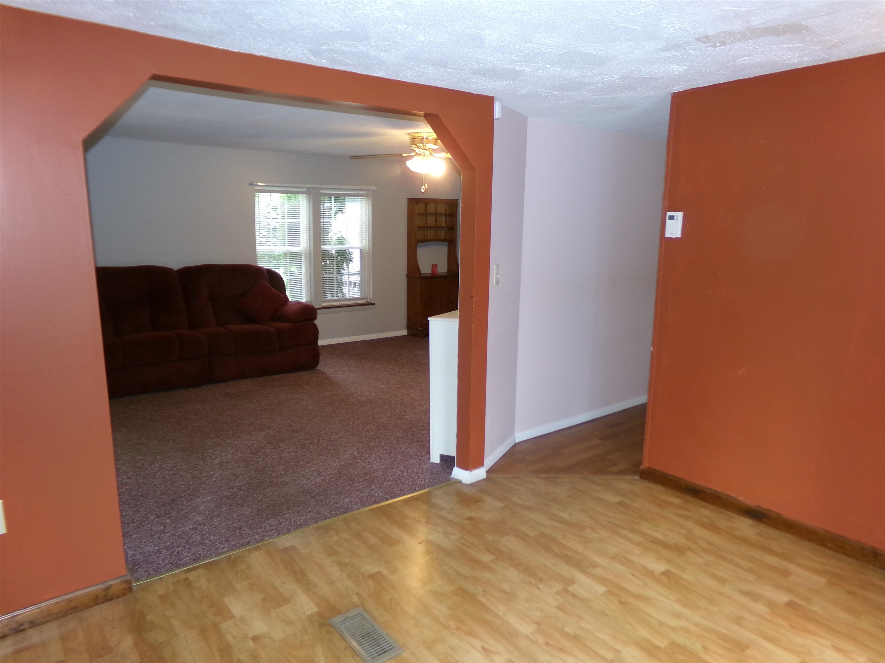 587 St. Albans Road Property Photo 24