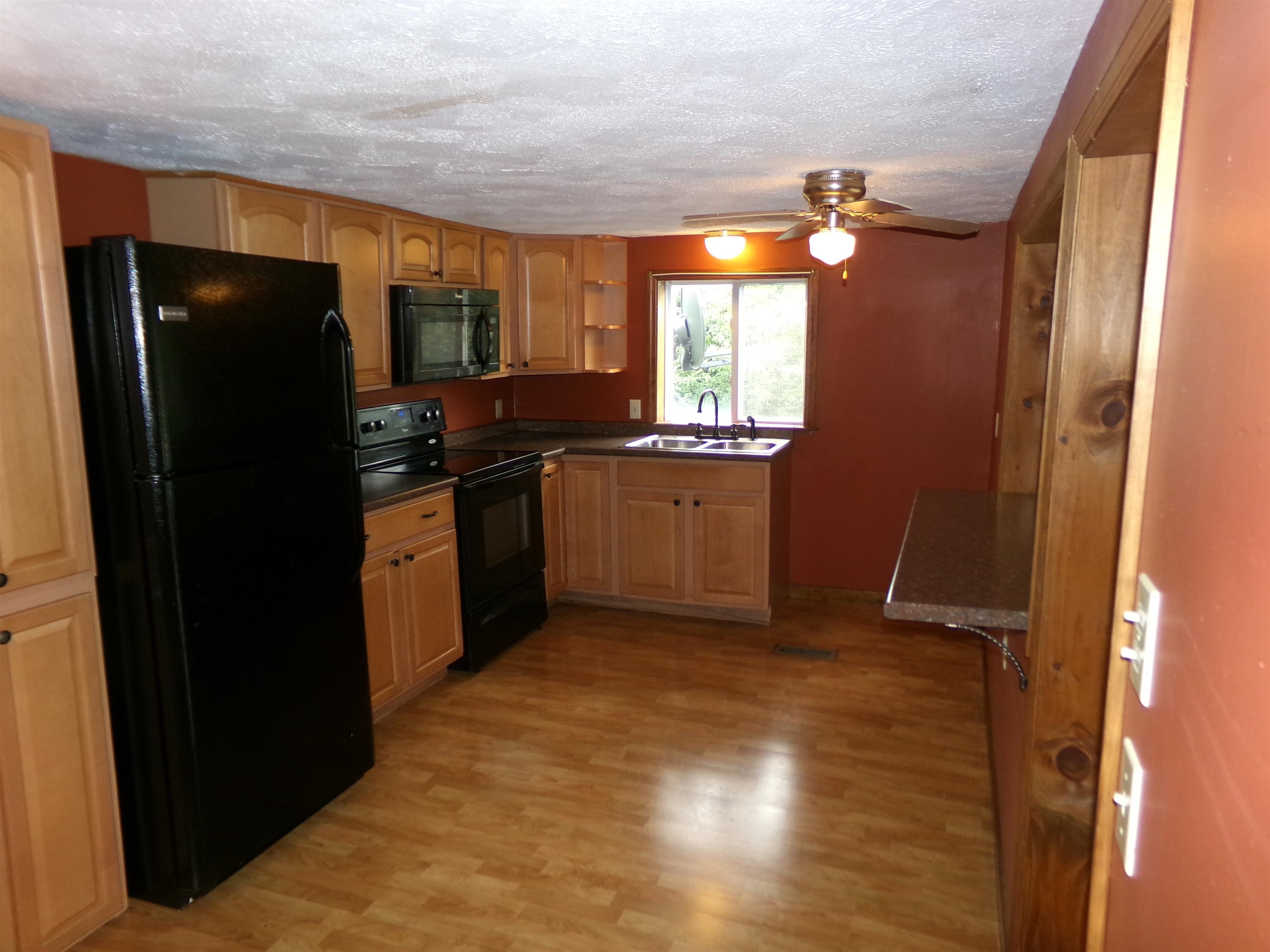 587 St. Albans Road Property Photo 27
