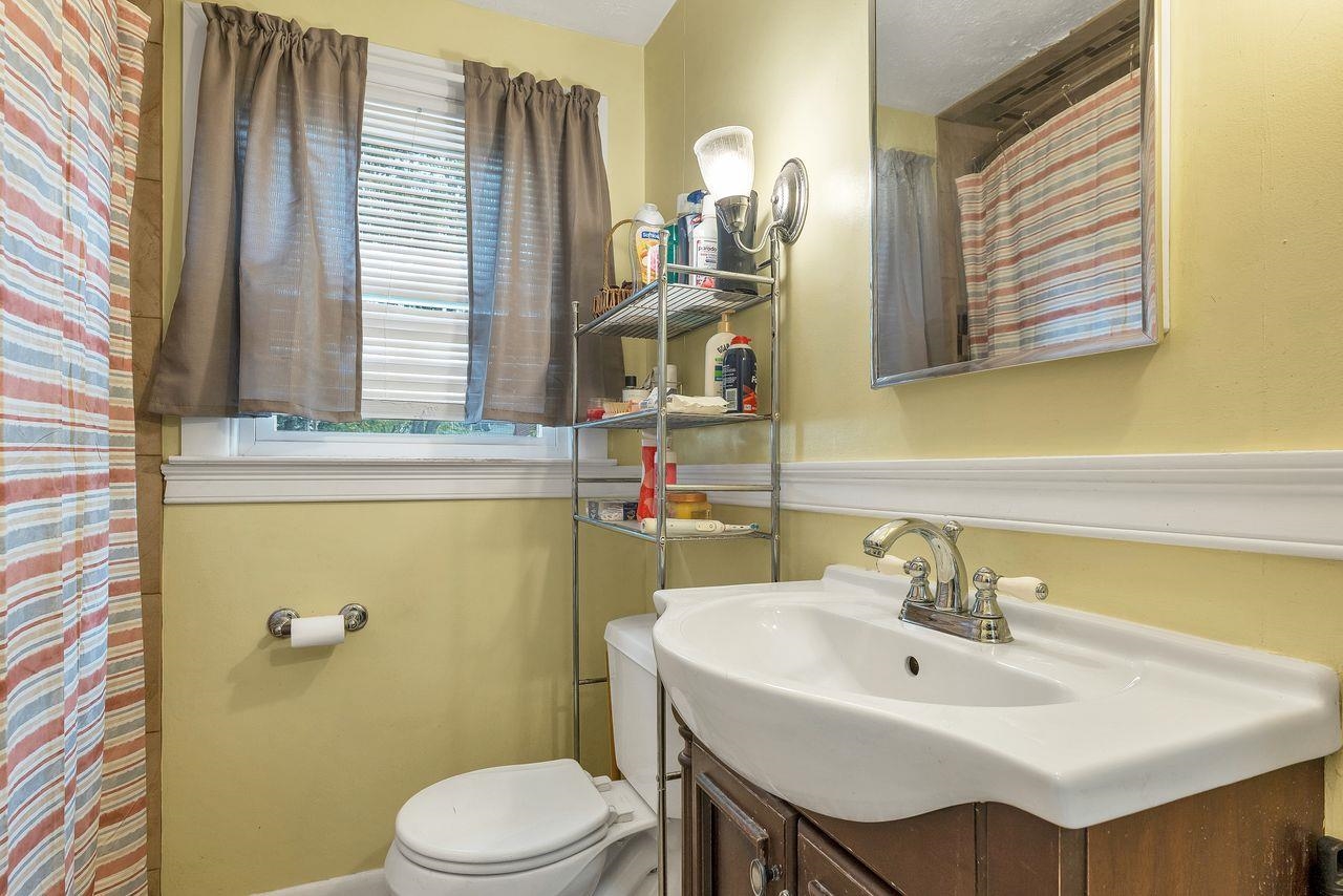 7 Donna Street Property Photo 12
