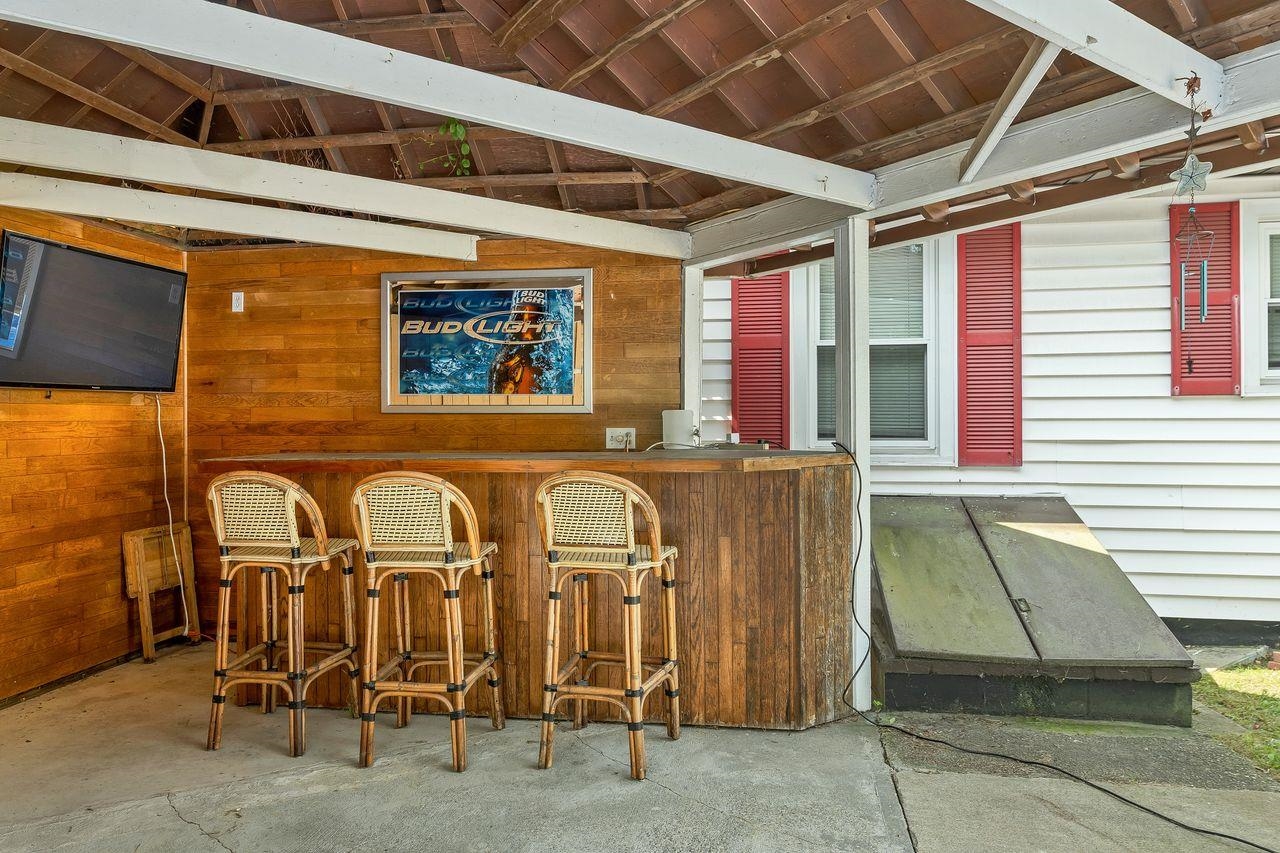 7 Donna Street Property Photo 23