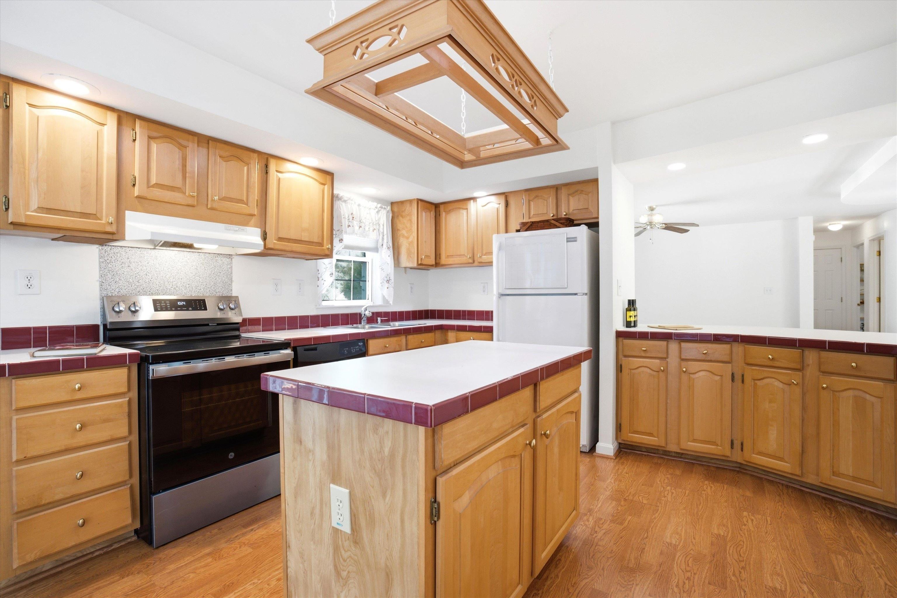 185 Tucker Drive Property Photo 10