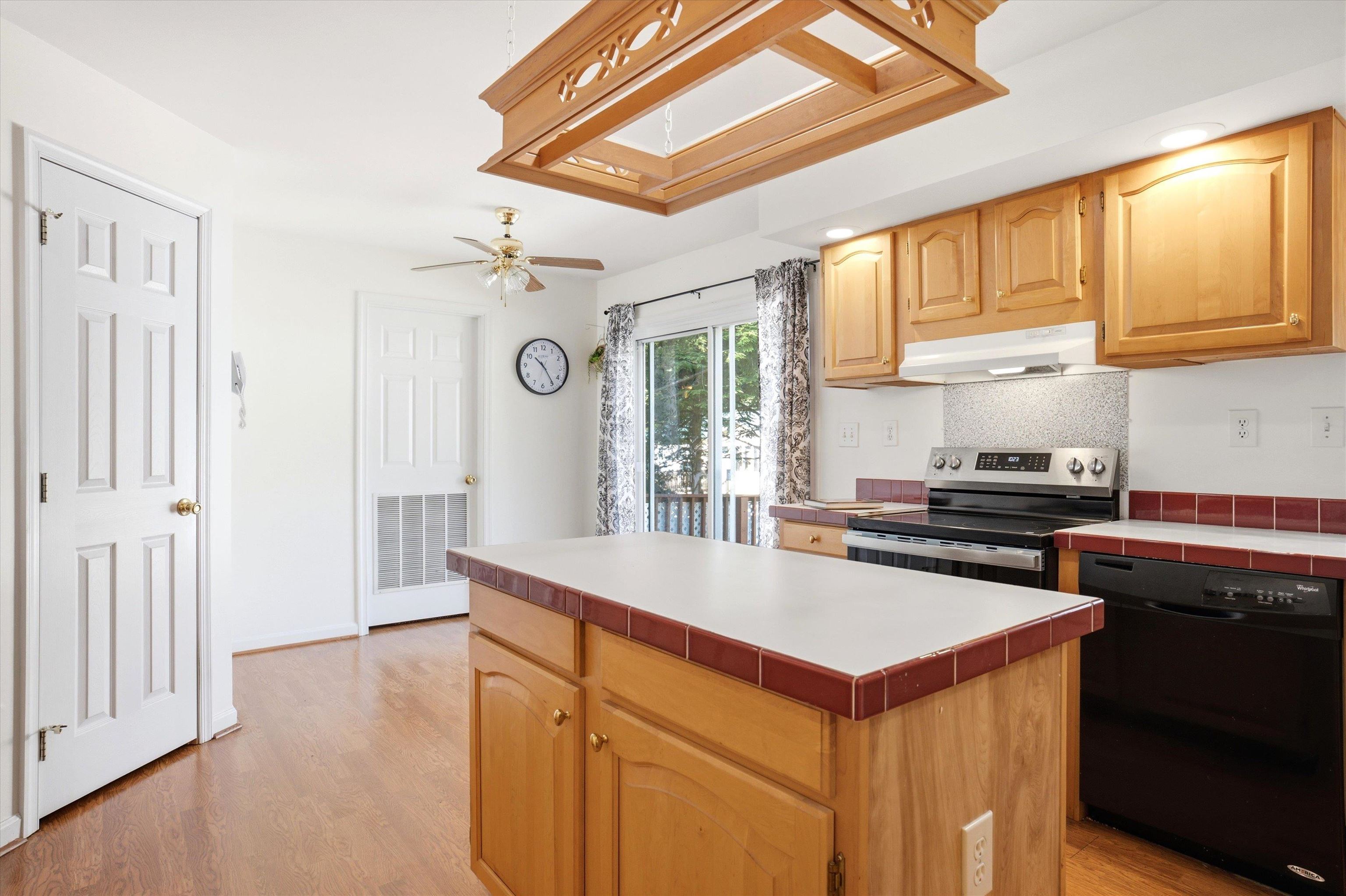 185 Tucker Drive Property Photo 12