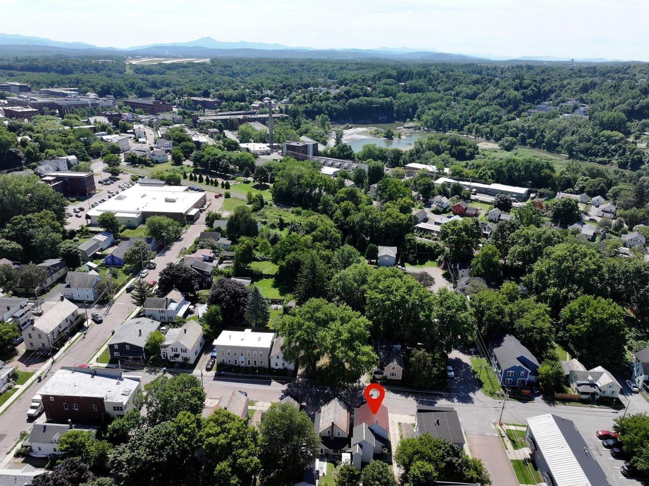 25 River Street Property Photo 2