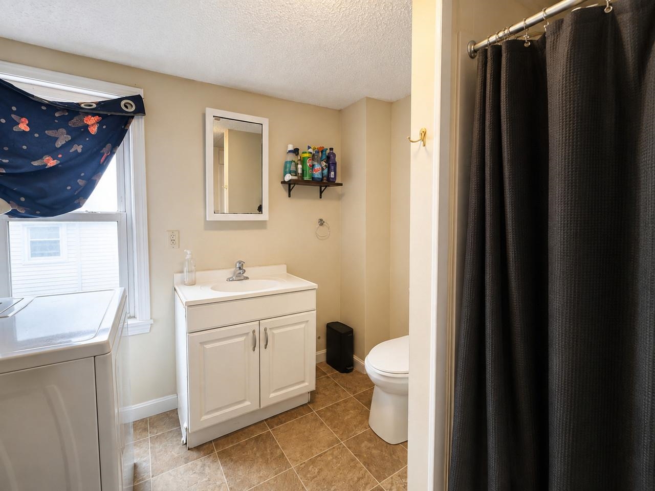 25 River Street Property Photo 8