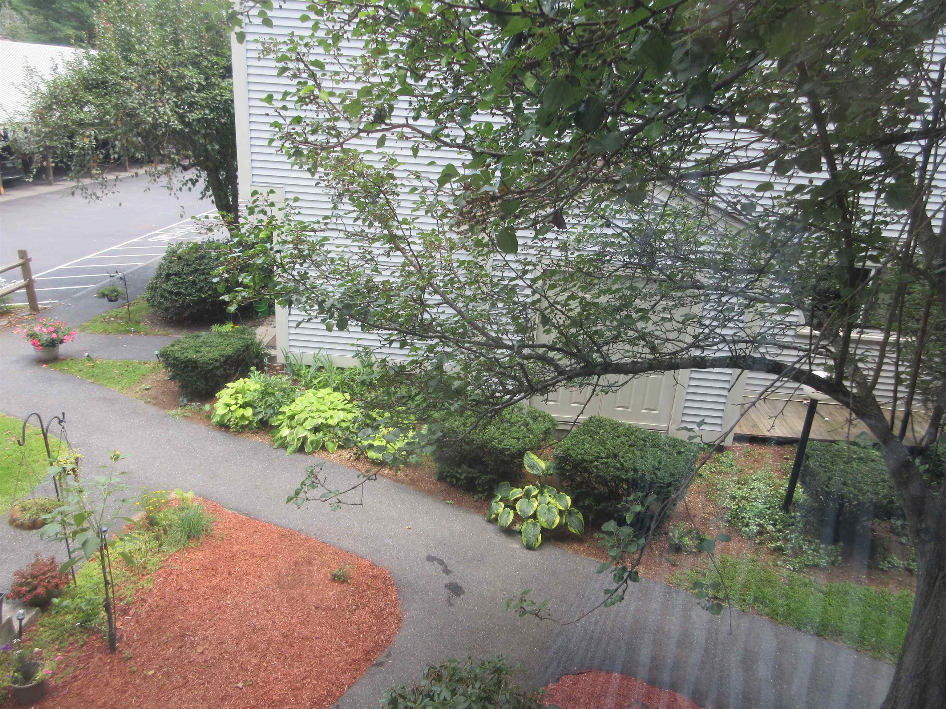 147 Morningside Commons Property Photo 32