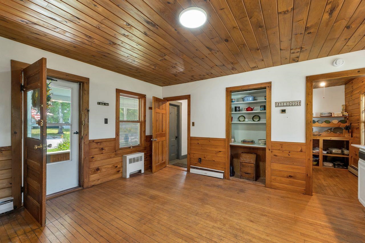 22 East Madison Road Property Photo 10