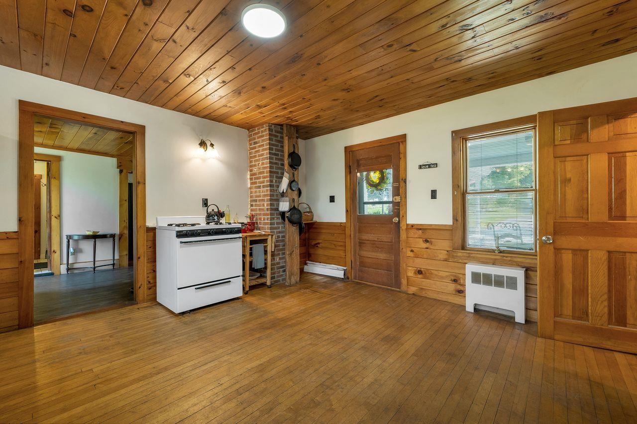 22 East Madison Road Property Photo 11