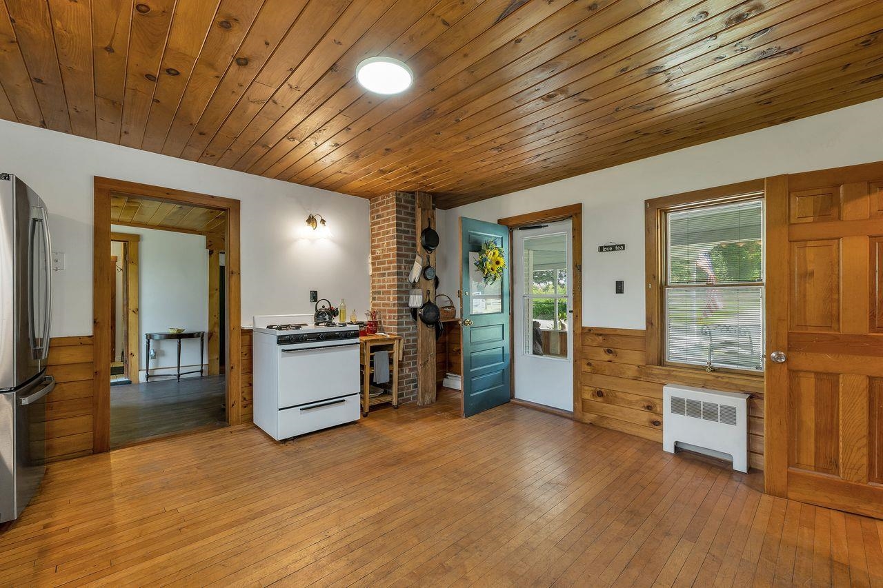 22 East Madison Road Property Photo 16