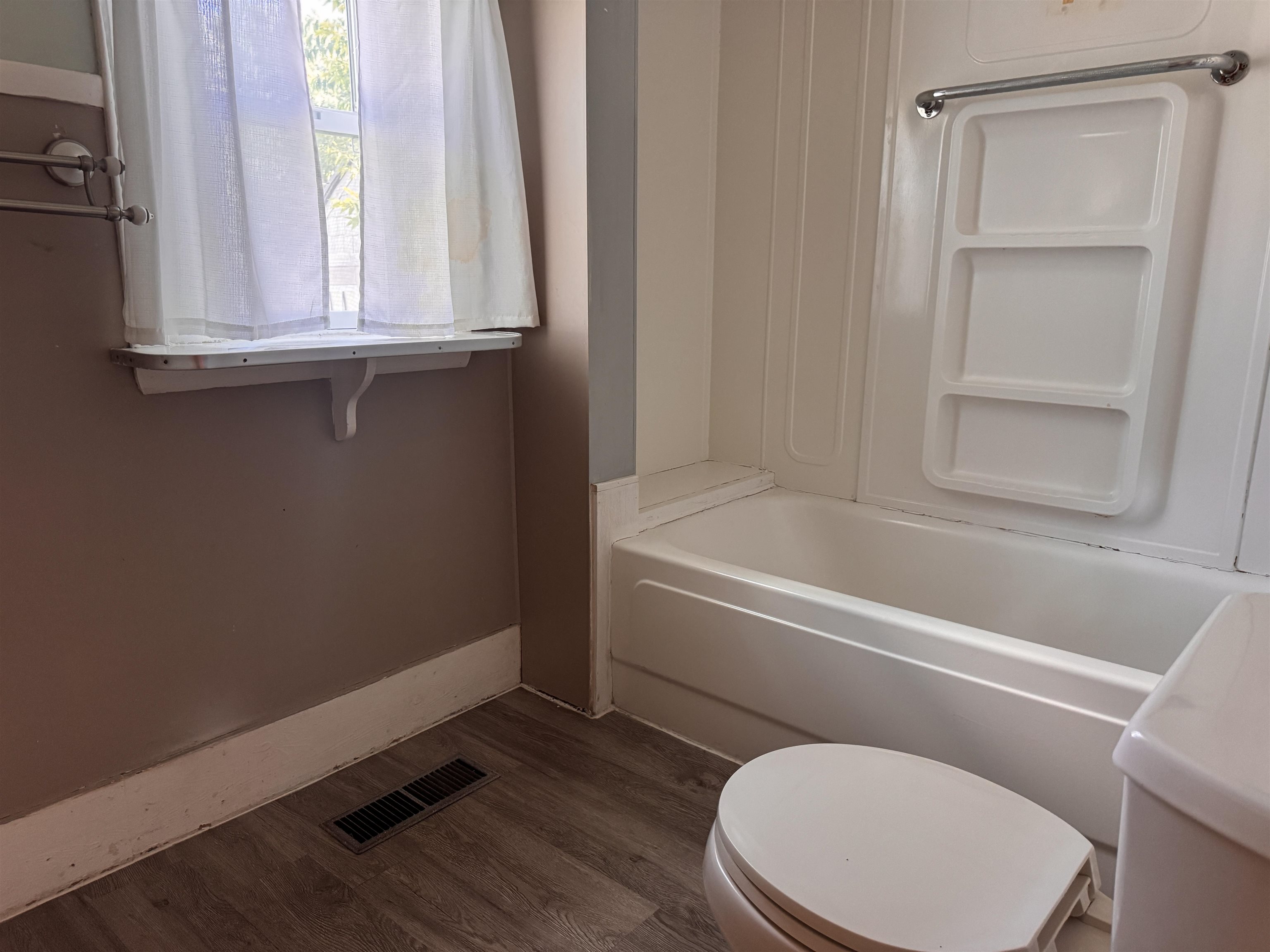 1 Fortune Street Property Photo 16