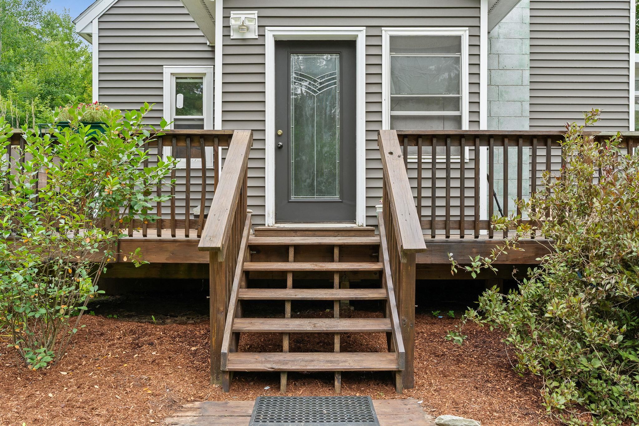 3934 Highbridge Road Property Photo 2