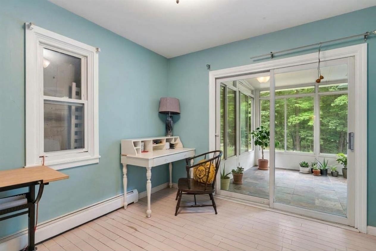 3934 Highbridge Road Property Photo 10