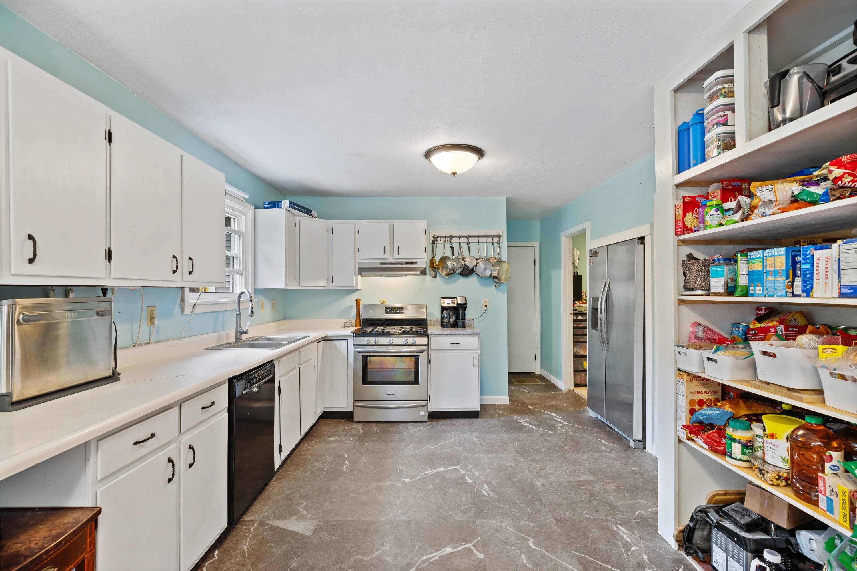 3934 Highbridge Road Property Photo 10