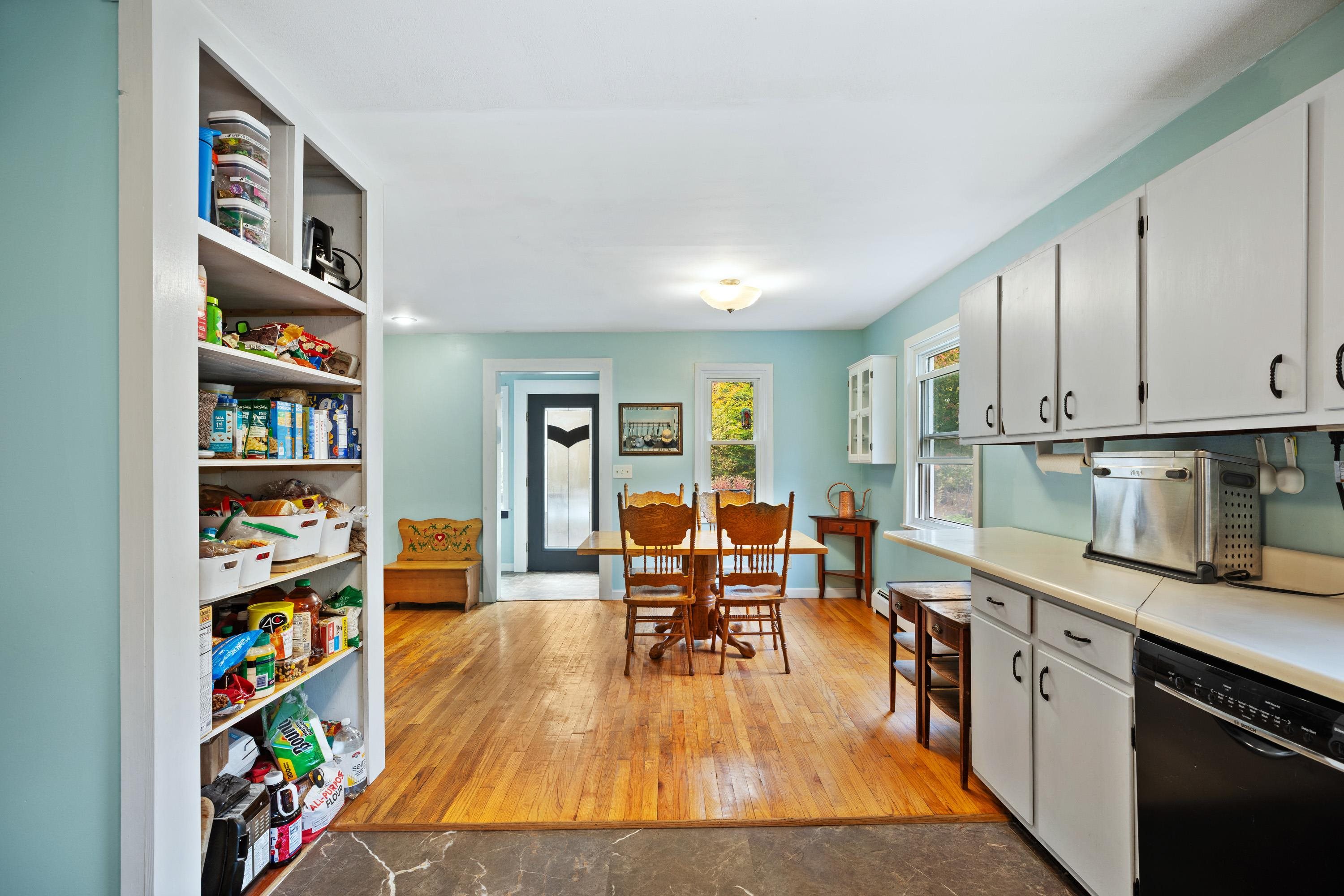 3934 Highbridge Road Property Photo 11