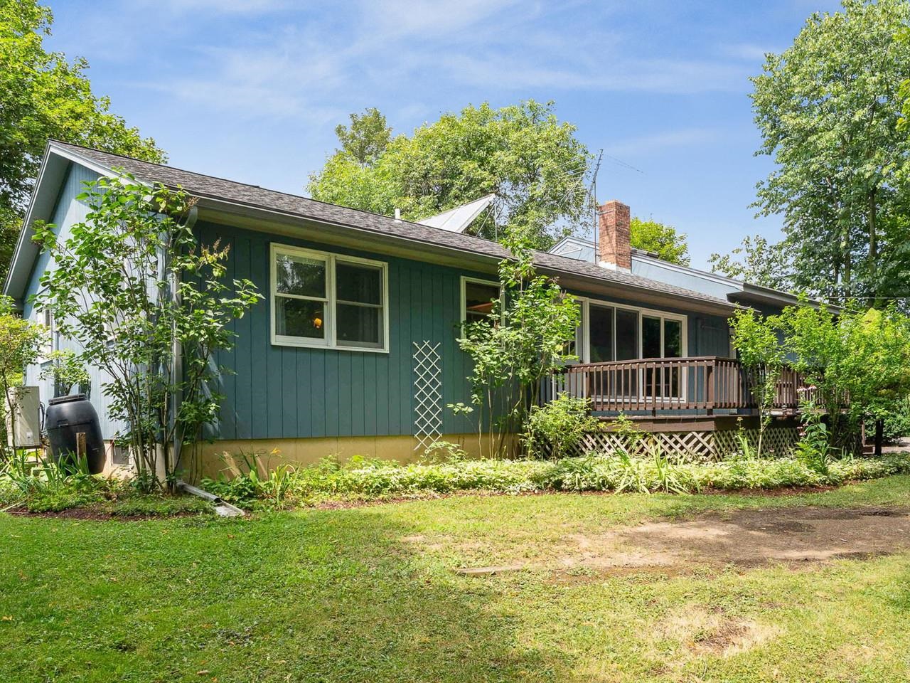 2770 Button Bay Road Property Photo 13