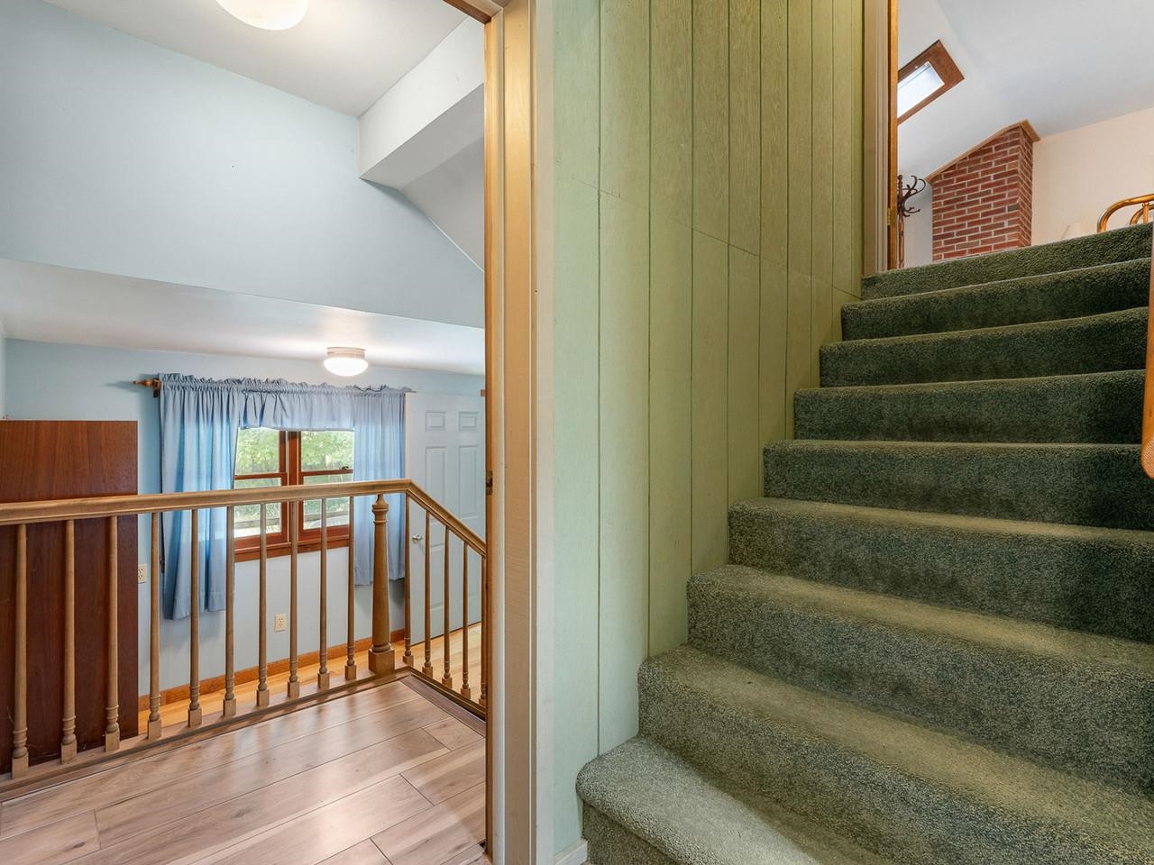 2770 Button Bay Road Property Photo 46