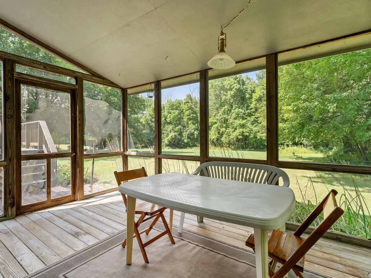 2770 Button Bay Road Property Photo 49