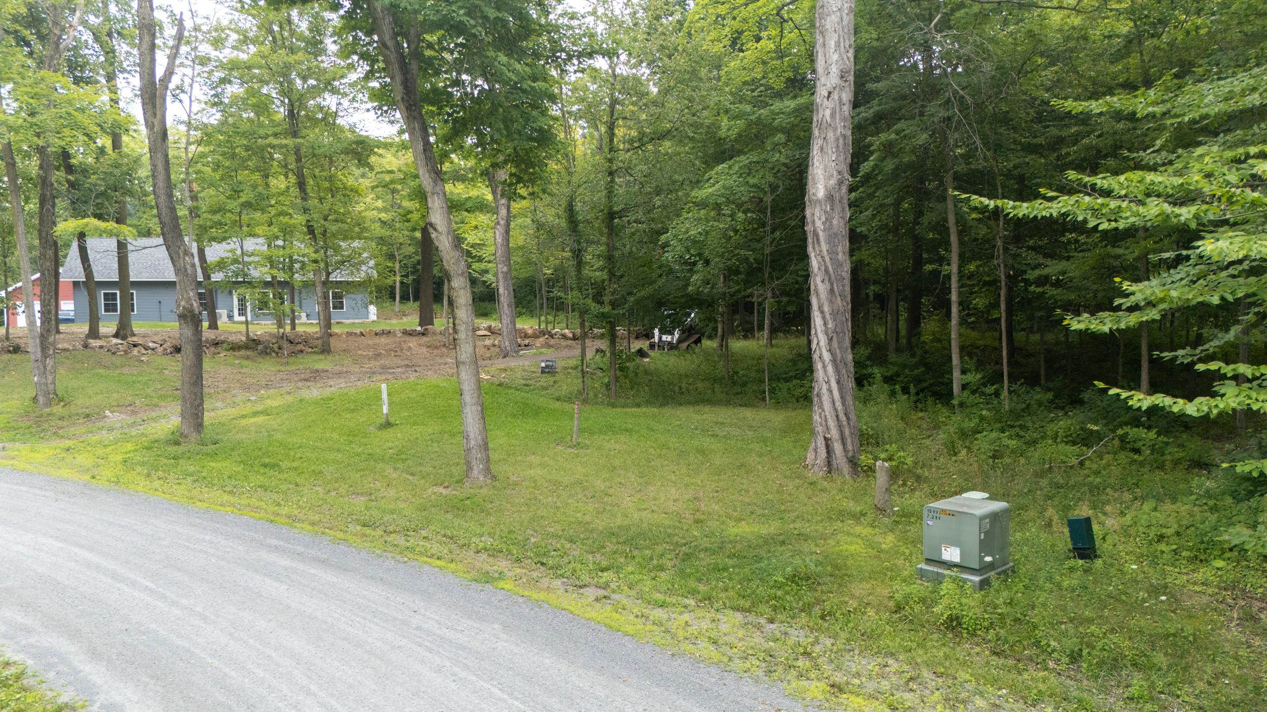 33 Maple Grove Estates Property Photo 5