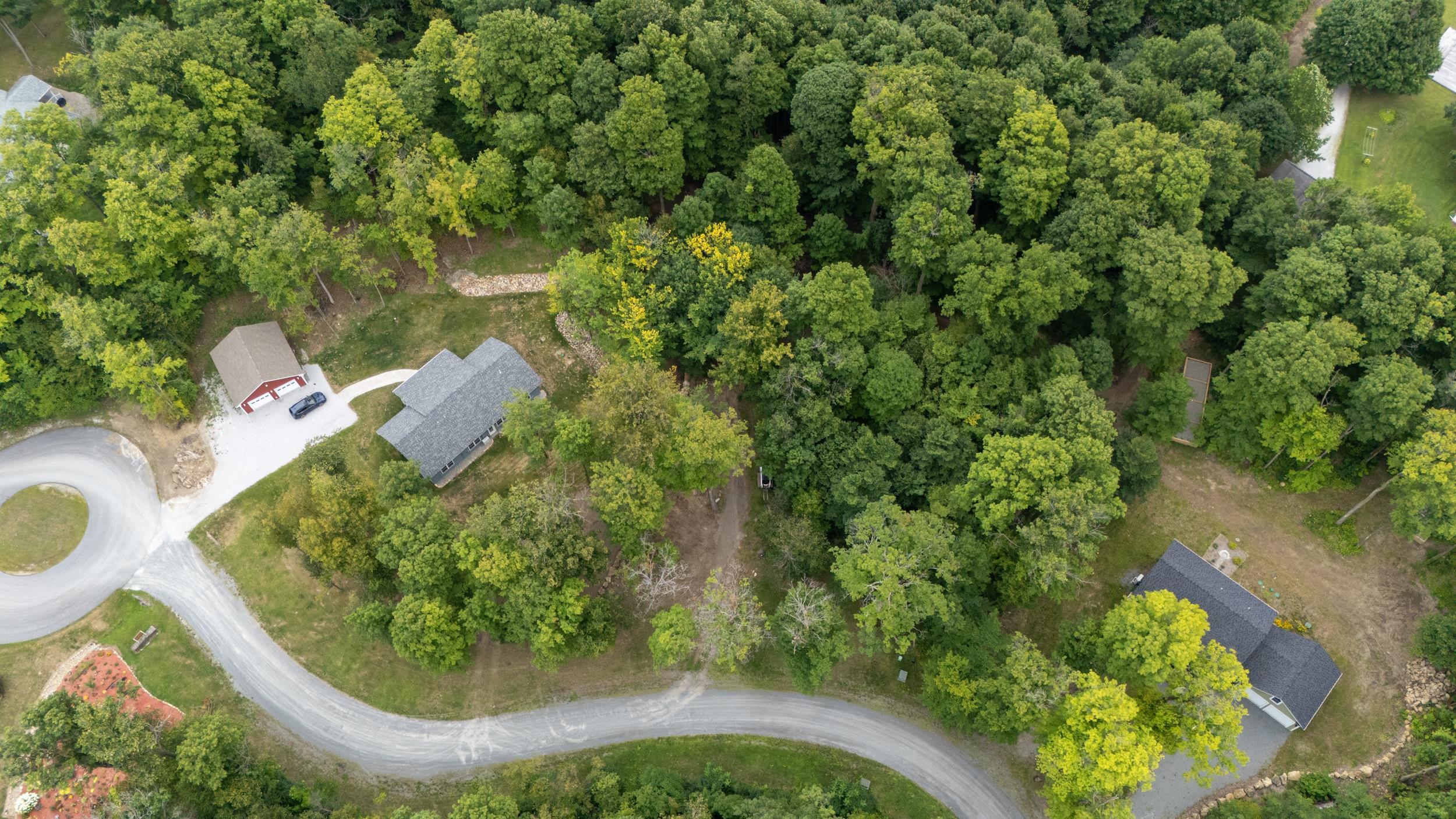 33 Maple Grove Estates Property Photo 6