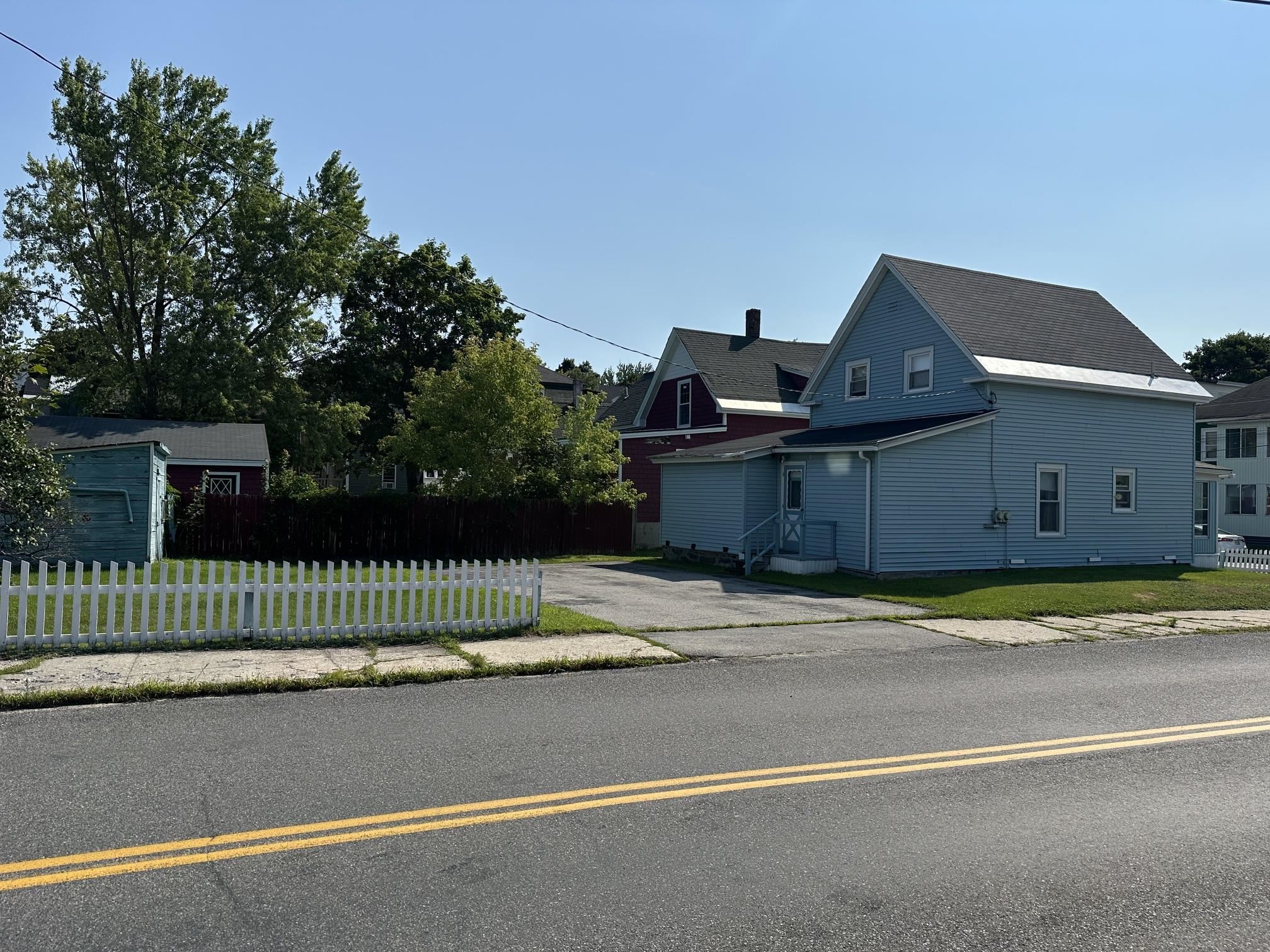 87 Pine Street Property Photo 5