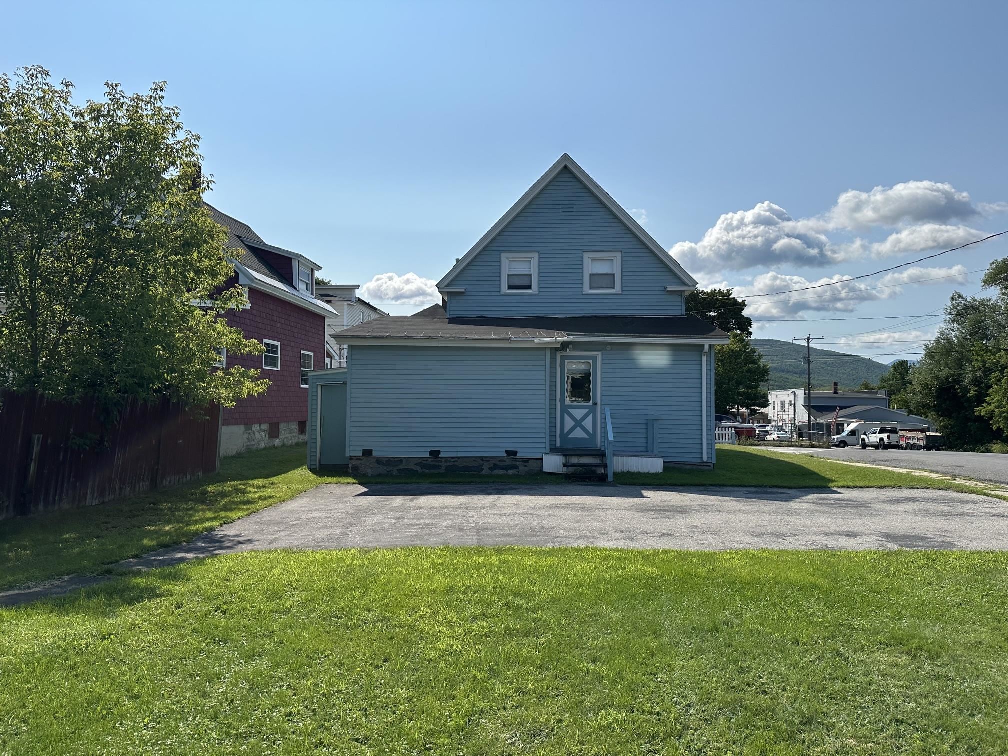 87 Pine Street Property Photo 7