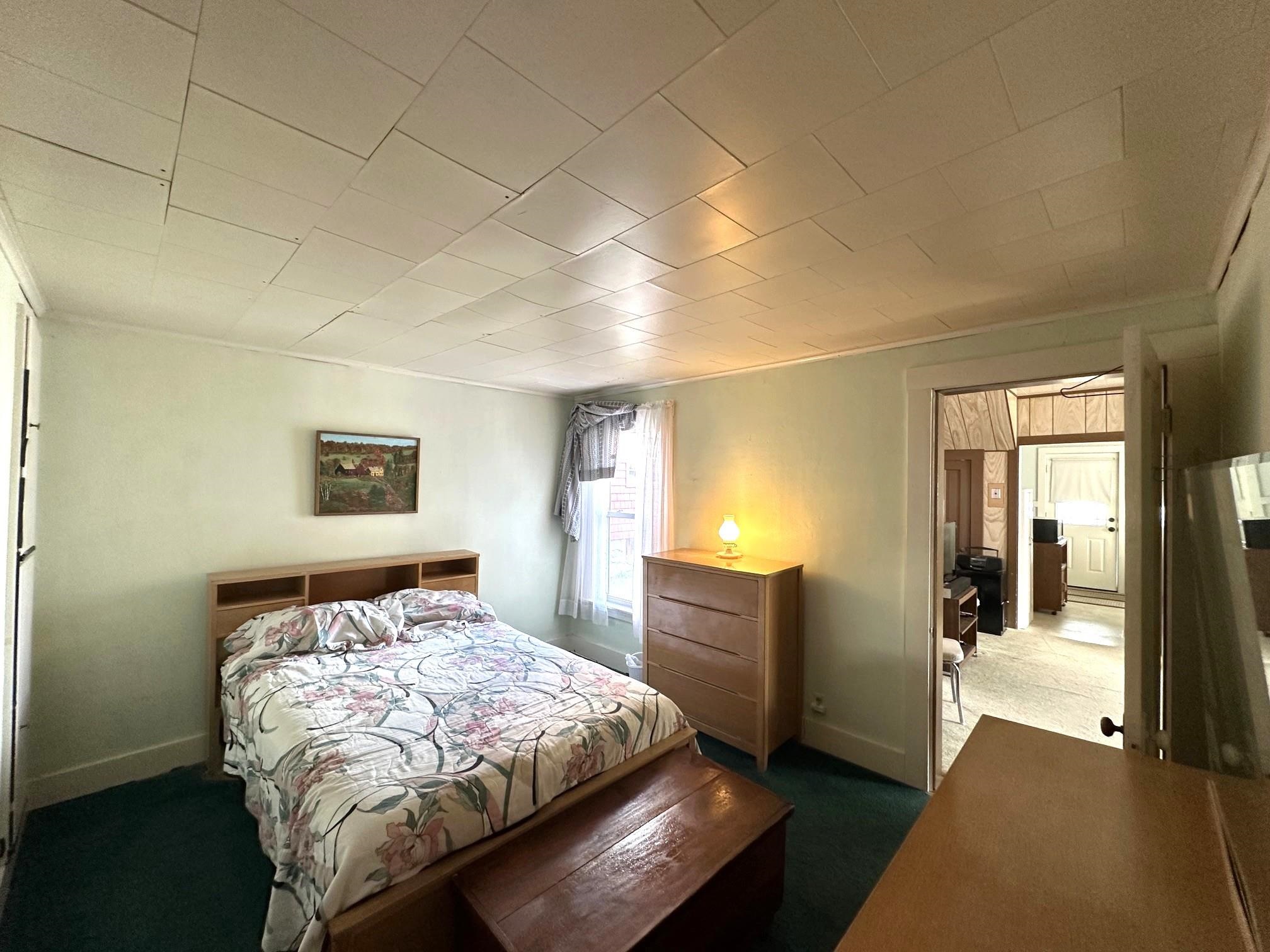 87 Pine Street Property Photo 16