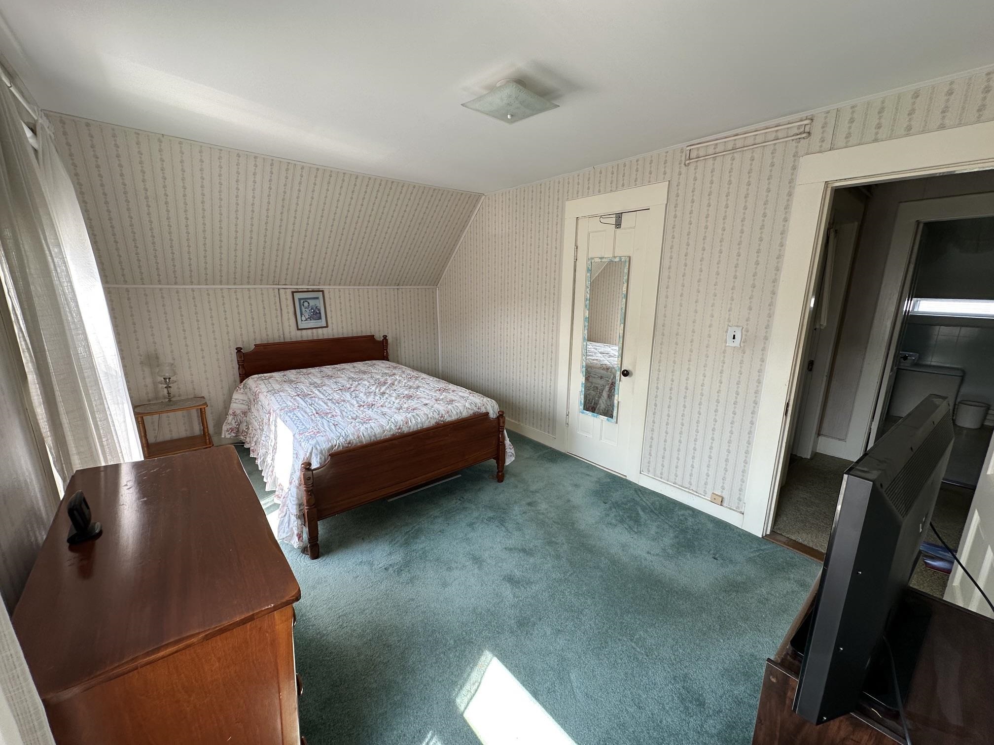 87 Pine Street Property Photo 19
