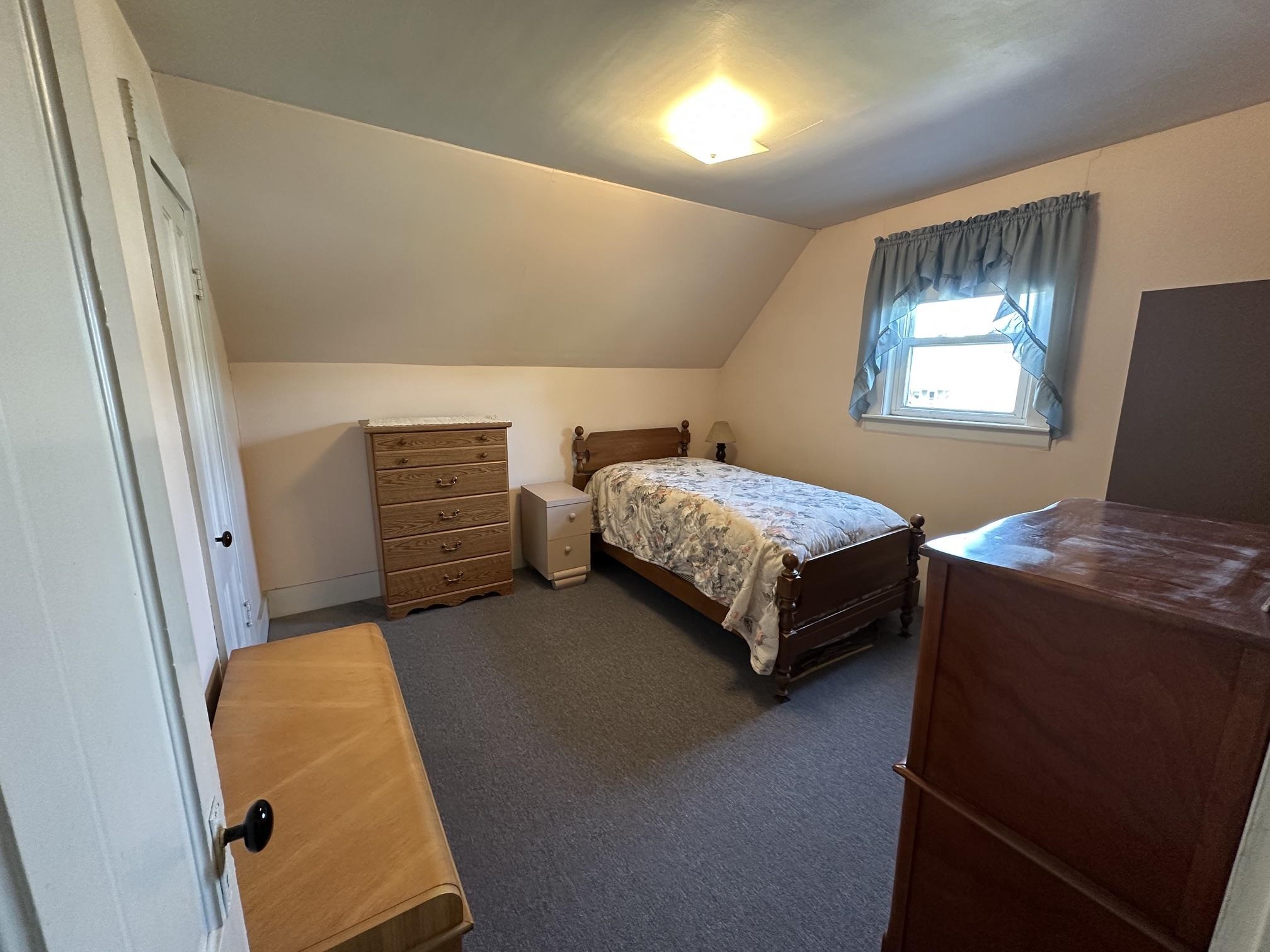 87 Pine Street Property Photo 21