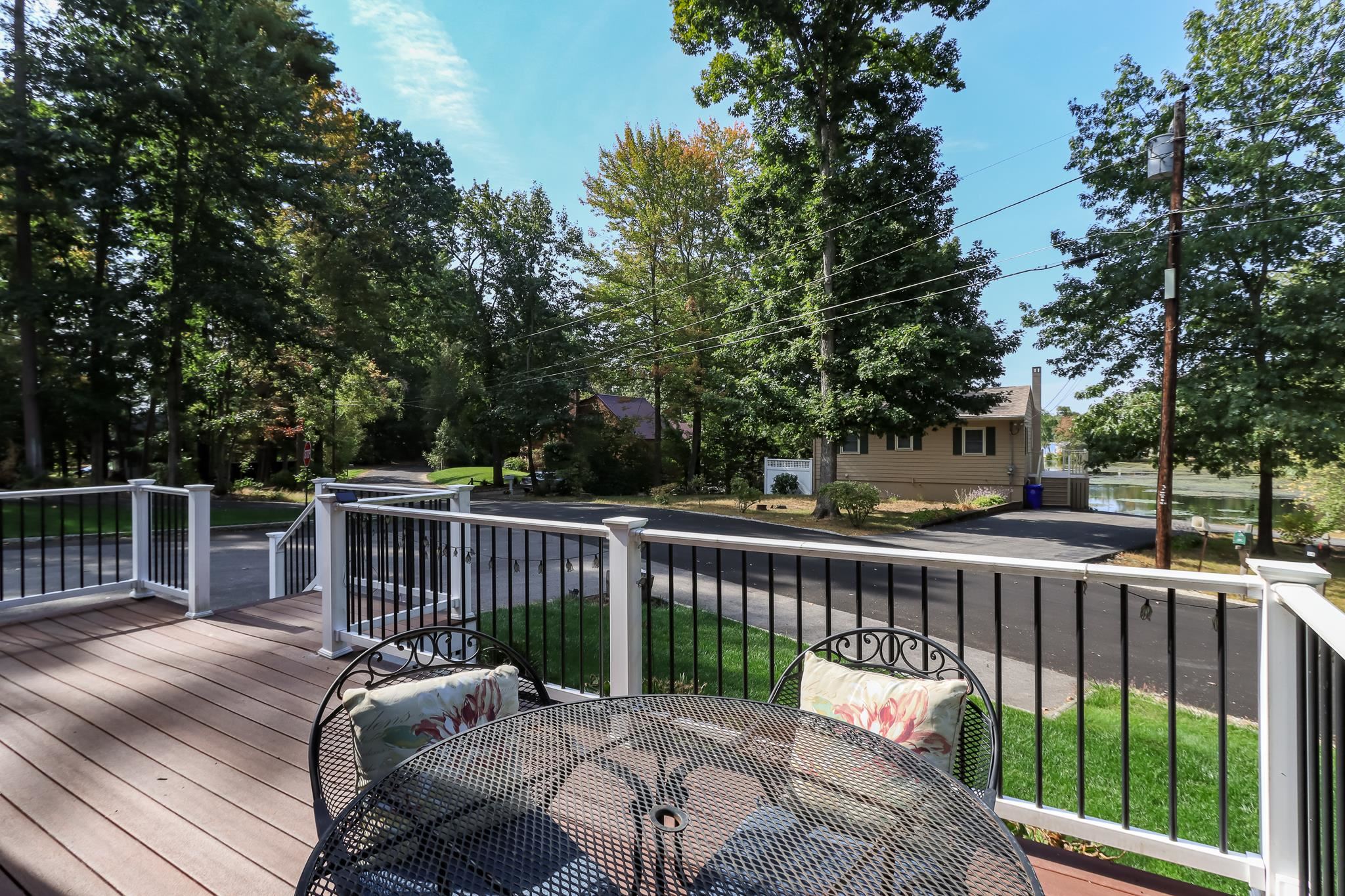 34 Blueberry Circle Property Photo 5