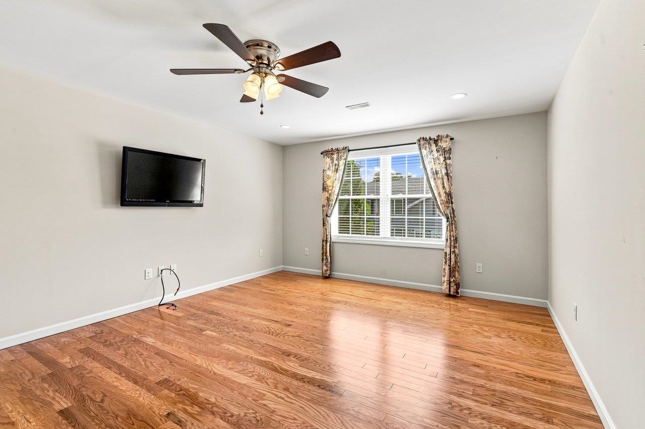 13 Bruins Lane Property Photo 33