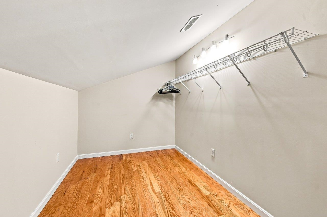 13 Bruins Lane Property Photo 42